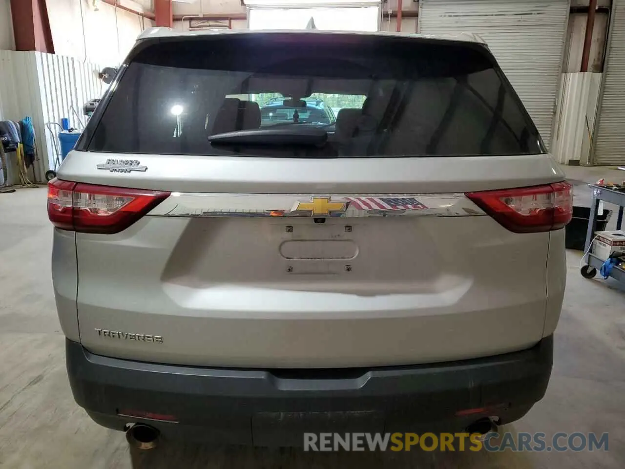 6 Photograph of a damaged car 1GNERFKWXMJ263118 CHEVROLET TRAVERSE 2021
