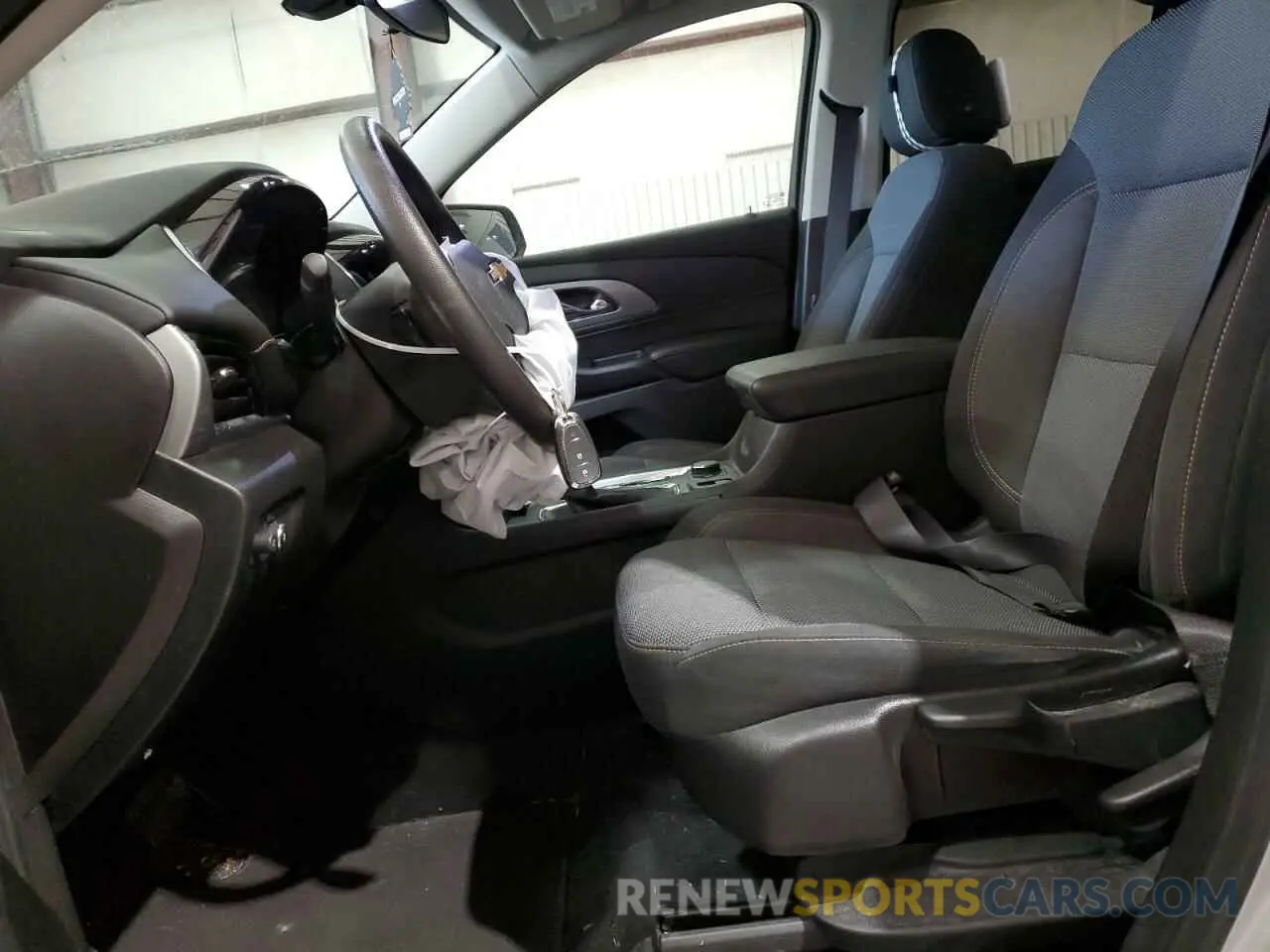 7 Photograph of a damaged car 1GNERFKWXMJ263118 CHEVROLET TRAVERSE 2021