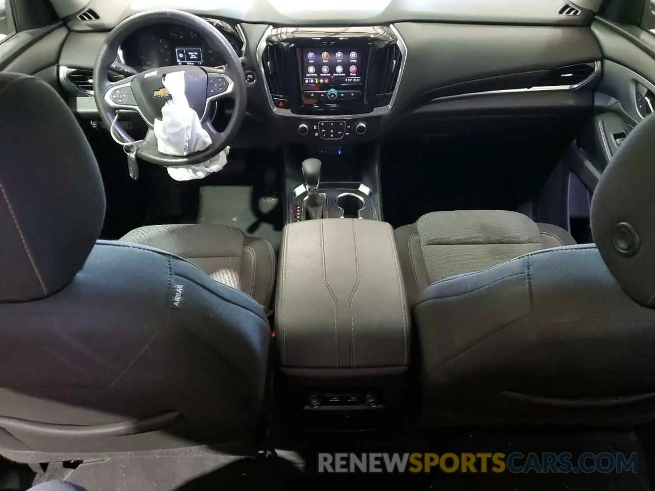 8 Photograph of a damaged car 1GNERFKWXMJ263118 CHEVROLET TRAVERSE 2021