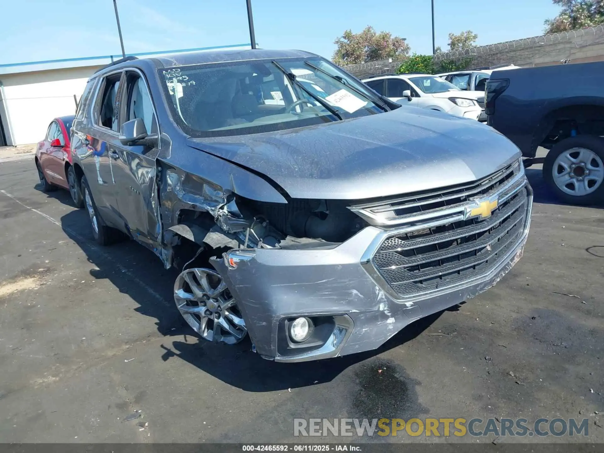 1 Photograph of a damaged car 1GNERGKW0MJ218839 CHEVROLET TRAVERSE 2021
