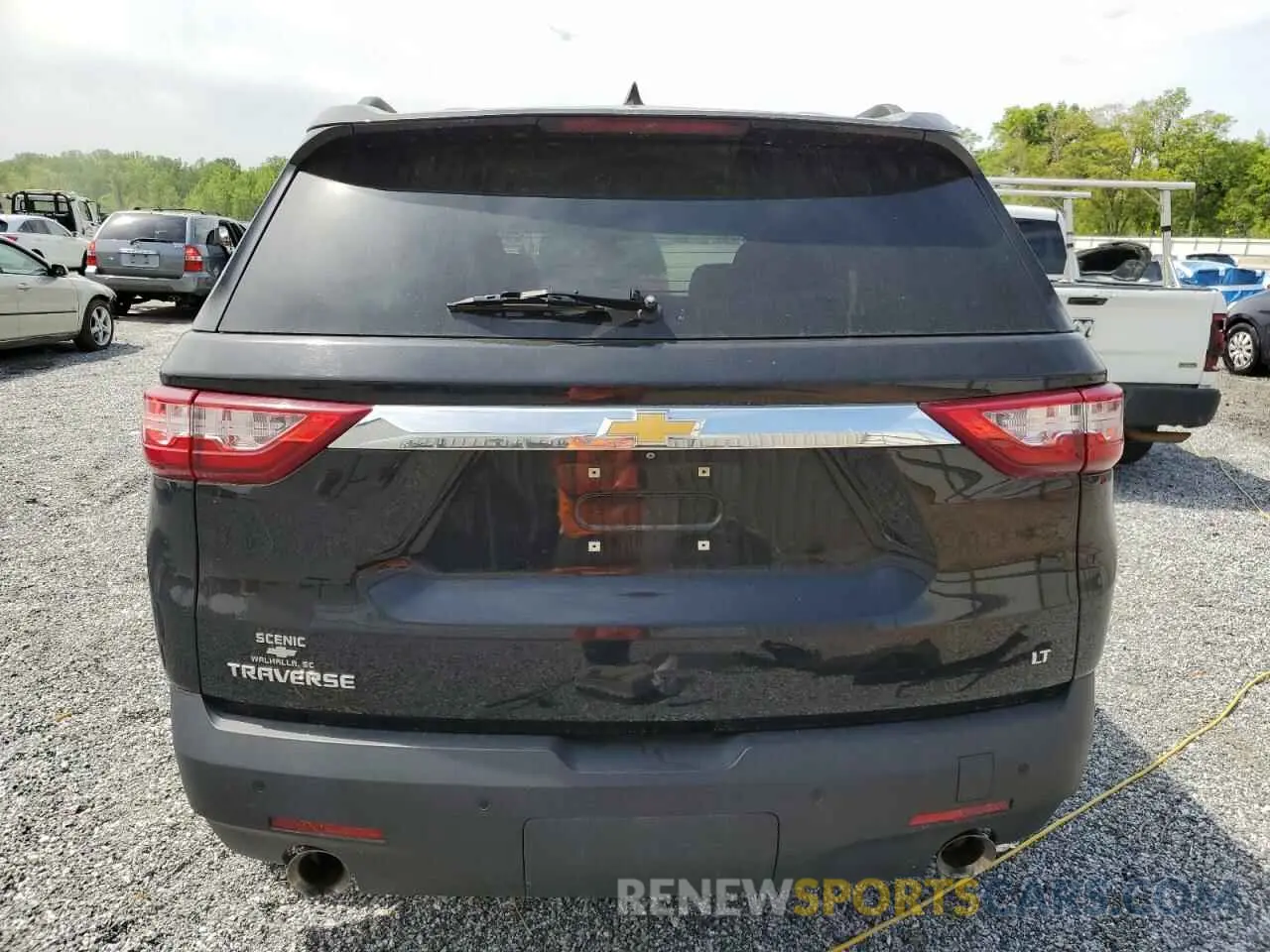 6 Photograph of a damaged car 1GNERGKW1MJ127191 CHEVROLET TRAVERSE 2021