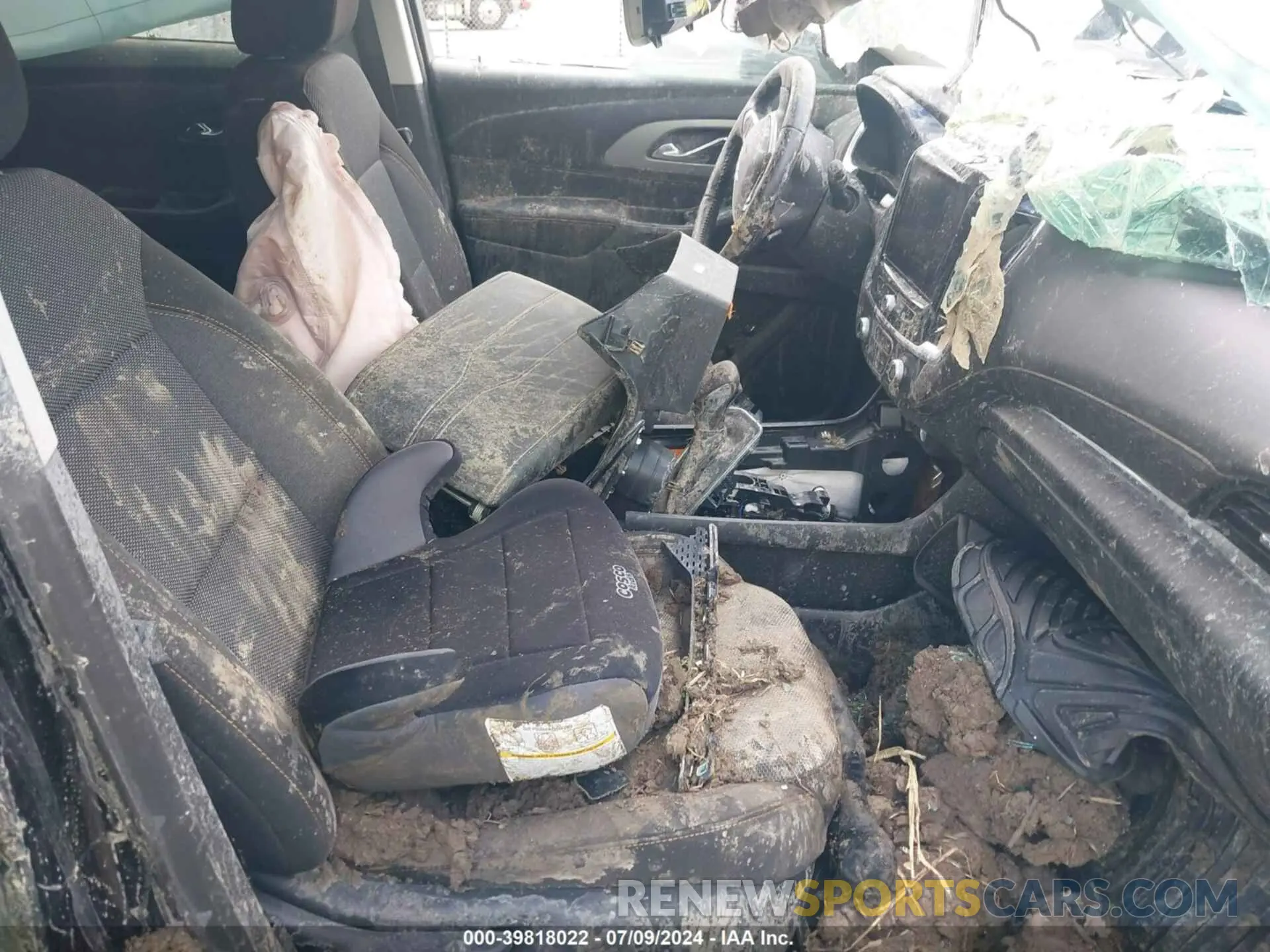 5 Photograph of a damaged car 1GNERGKW1MJ129779 CHEVROLET TRAVERSE 2021