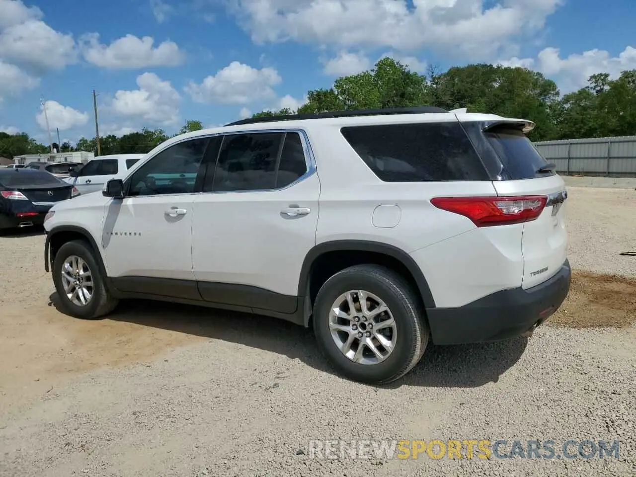 2 Photograph of a damaged car 1GNERGKW1MJ191277 CHEVROLET TRAVERSE 2021
