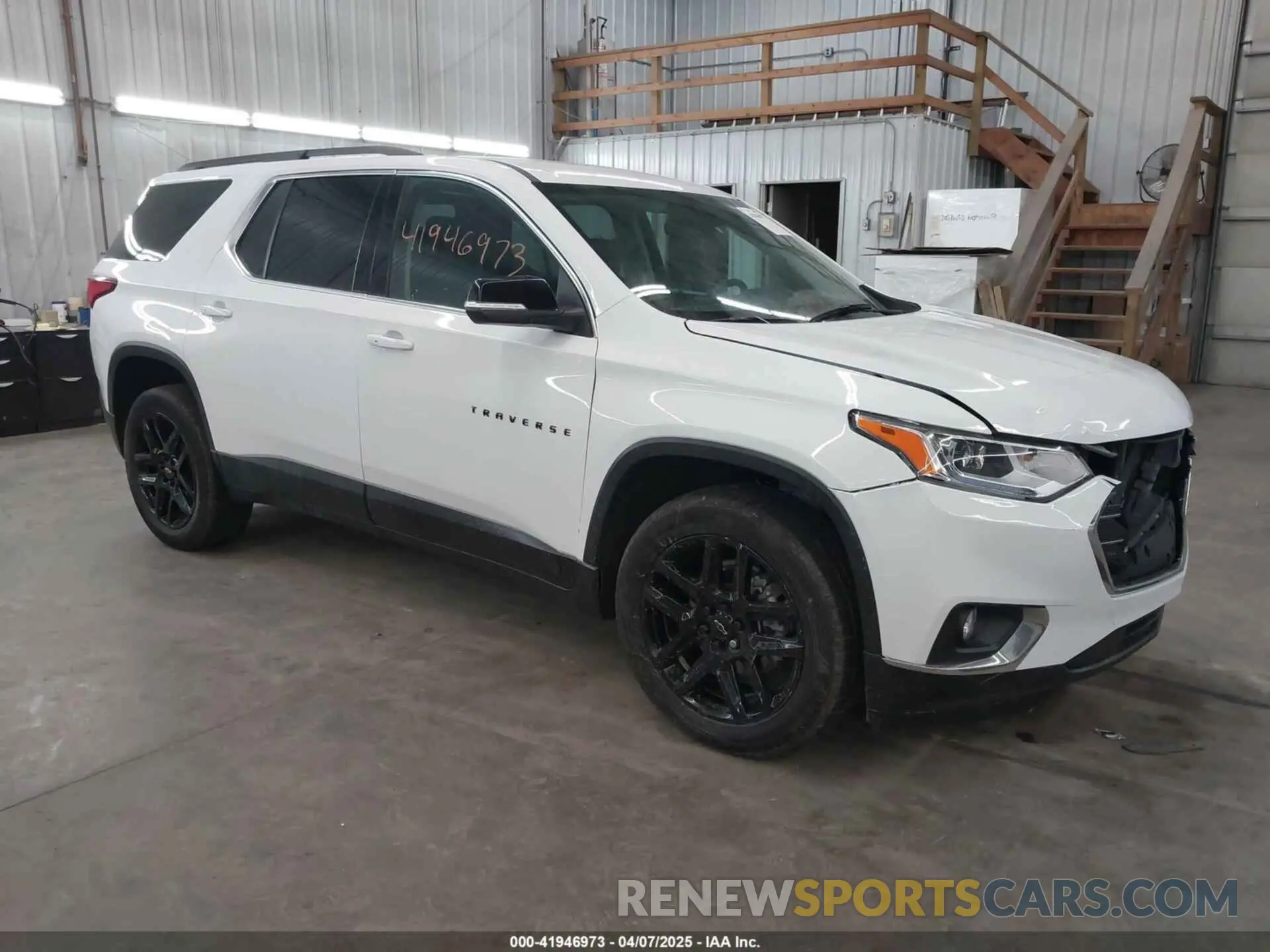 1 Photograph of a damaged car 1GNERGKW1MJ206196 CHEVROLET TRAVERSE 2021