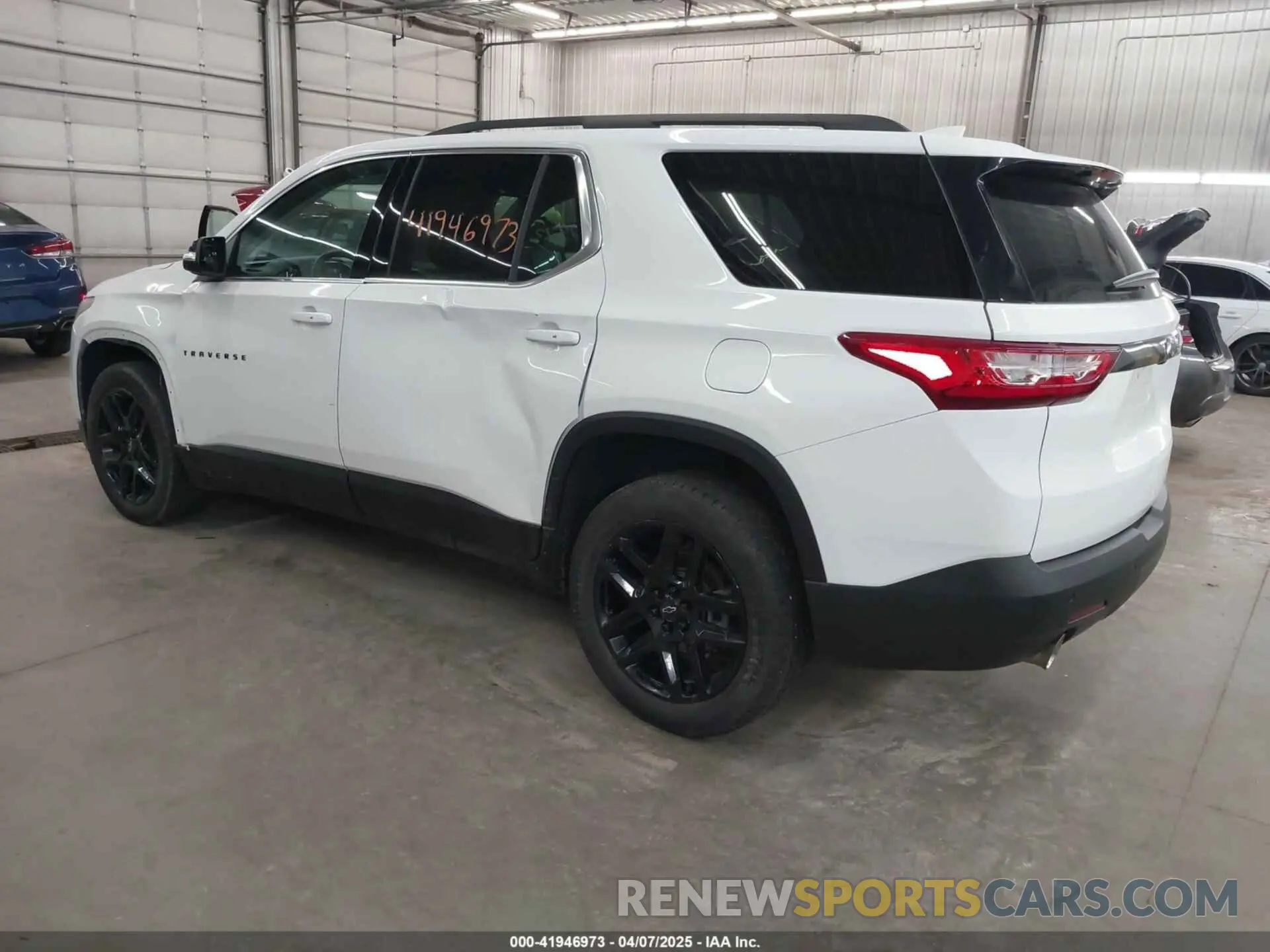 3 Photograph of a damaged car 1GNERGKW1MJ206196 CHEVROLET TRAVERSE 2021