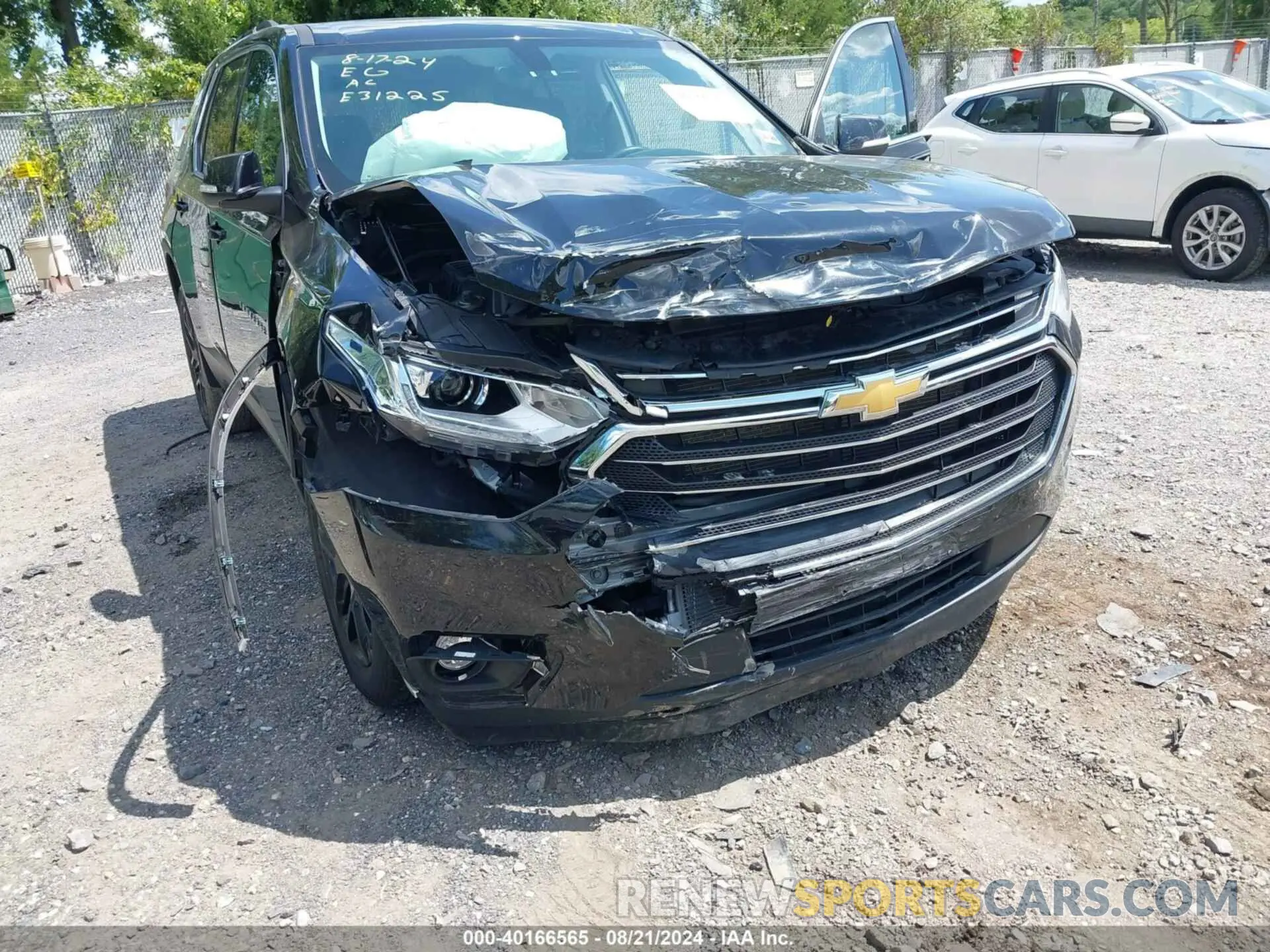 6 Photograph of a damaged car 1GNERGKW1MJ270576 CHEVROLET TRAVERSE 2021