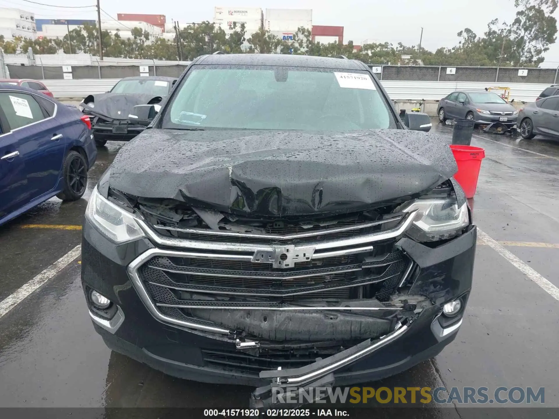 12 Photograph of a damaged car 1GNERGKW2MJ121142 CHEVROLET TRAVERSE 2021