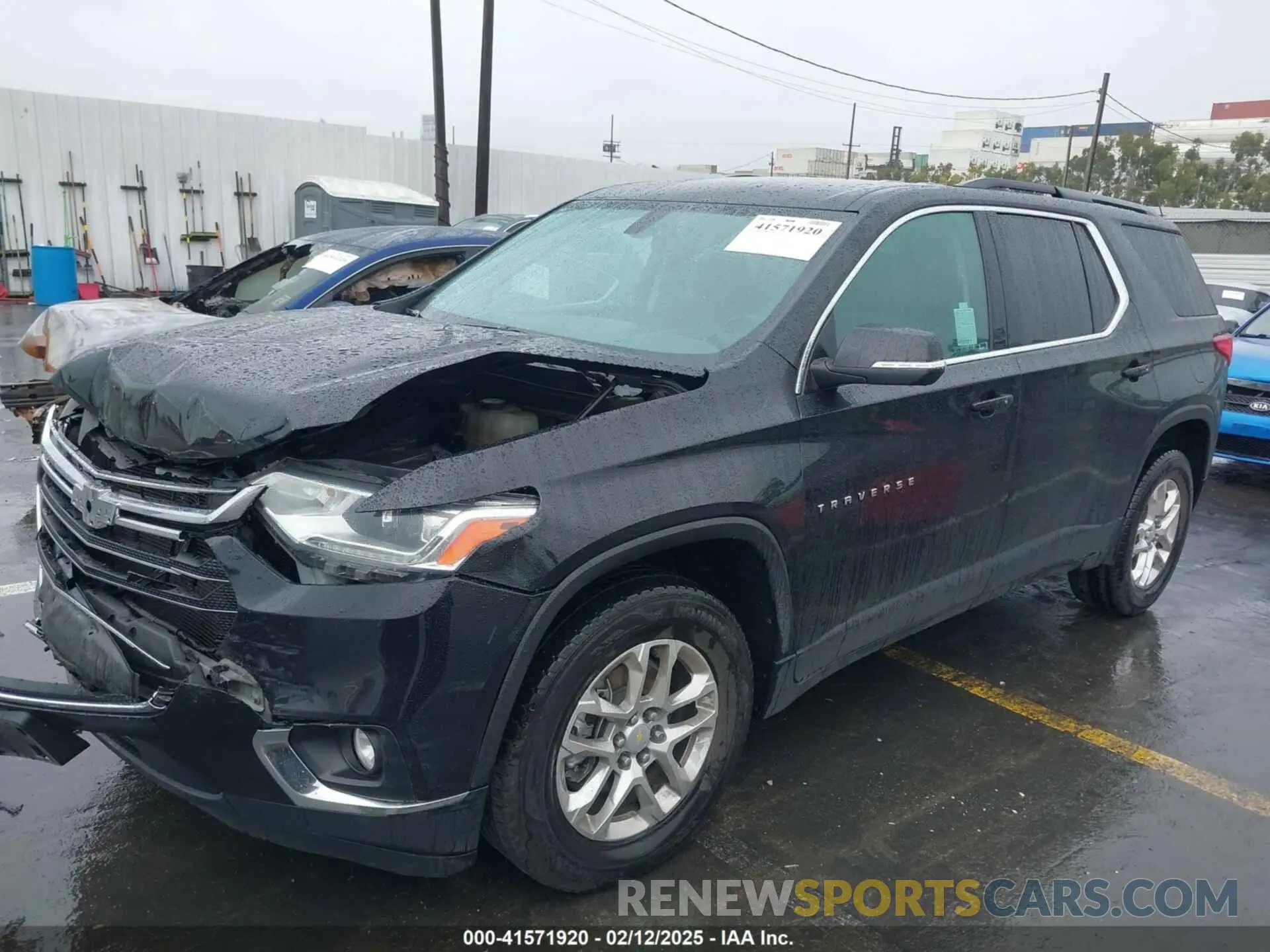 2 Photograph of a damaged car 1GNERGKW2MJ121142 CHEVROLET TRAVERSE 2021