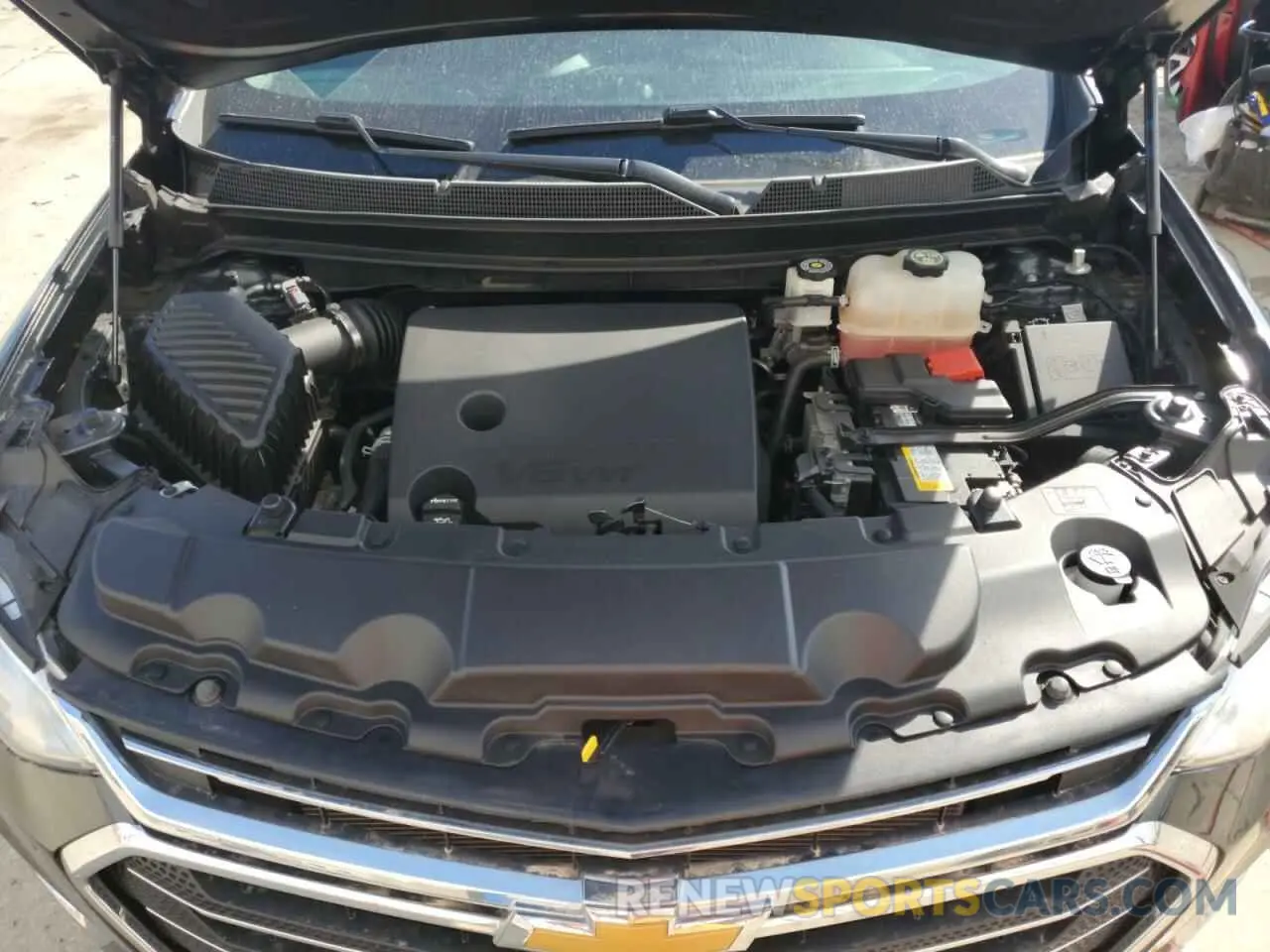 12 Photograph of a damaged car 1GNERGKW2MJ122517 CHEVROLET TRAVERSE 2021