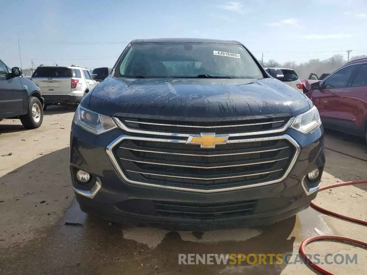 5 Photograph of a damaged car 1GNERGKW2MJ122517 CHEVROLET TRAVERSE 2021