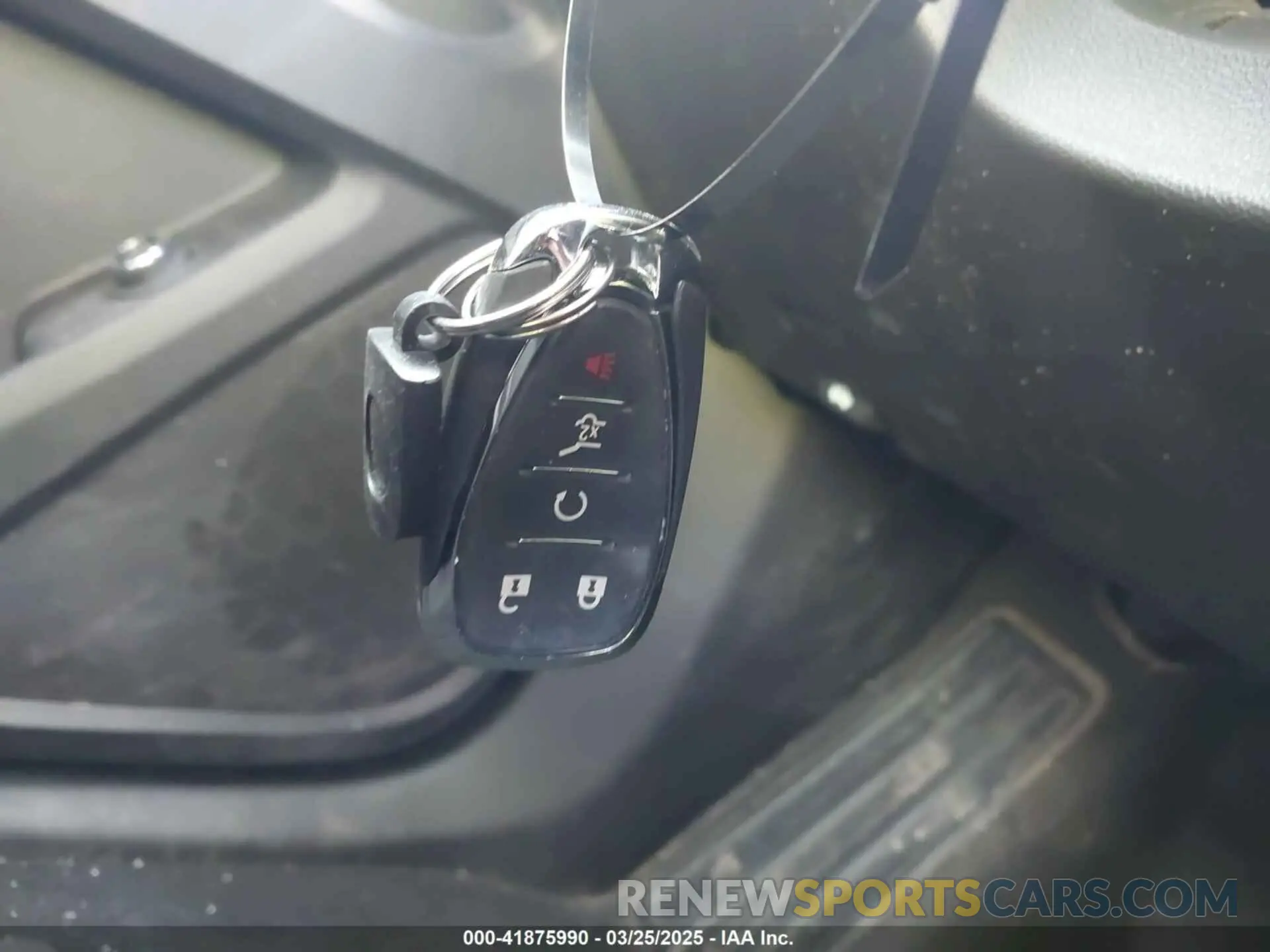 11 Photograph of a damaged car 1GNERGKW2MJ170390 CHEVROLET TRAVERSE 2021