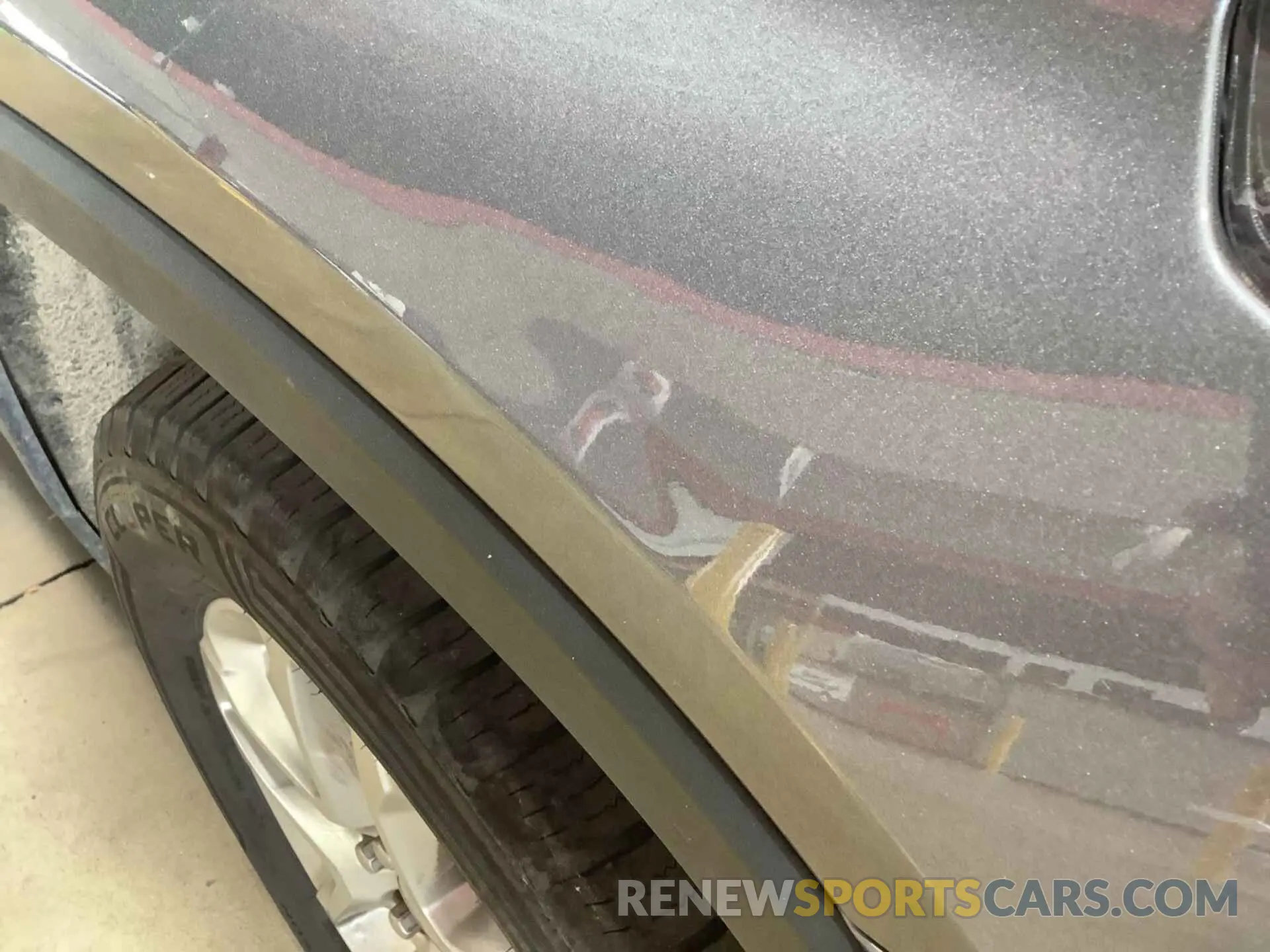 17 Photograph of a damaged car 1GNERGKW2MJ183284 CHEVROLET TRAVERSE 2021