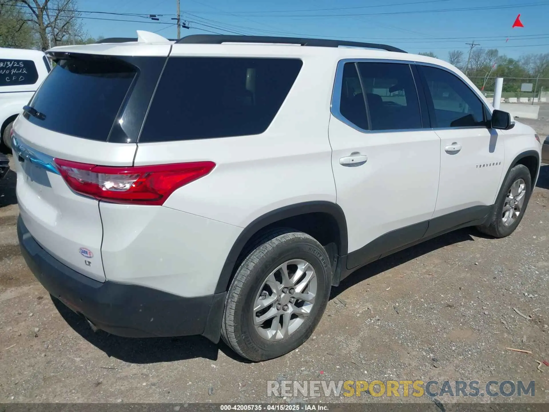 4 Photograph of a damaged car 1GNERGKW3MJ155350 CHEVROLET TRAVERSE 2021