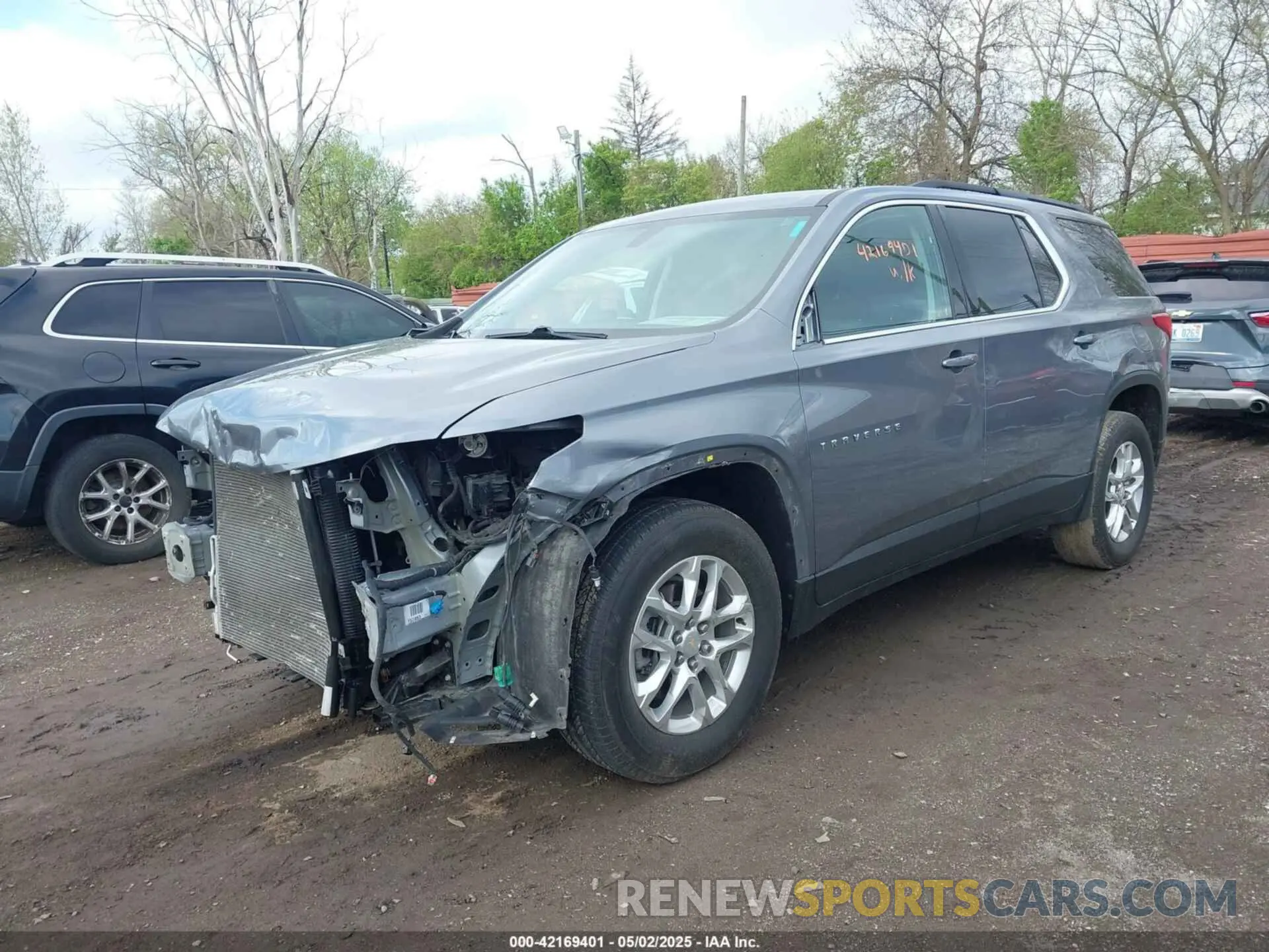 2 Photograph of a damaged car 1GNERGKW3MJ157258 CHEVROLET TRAVERSE 2021
