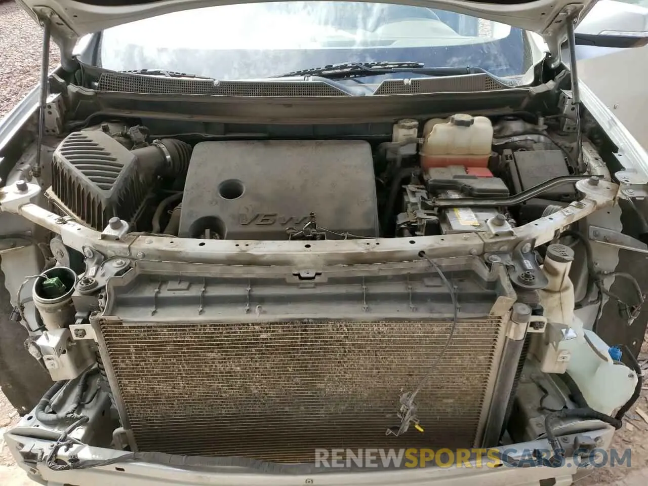 12 Photograph of a damaged car 1GNERGKW4MJ153669 CHEVROLET TRAVERSE 2021
