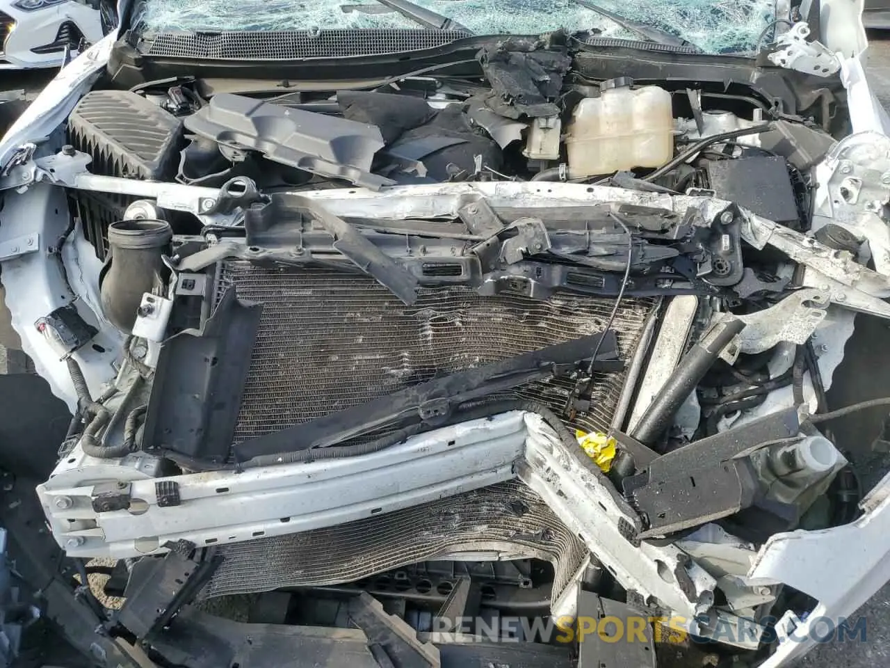 12 Photograph of a damaged car 1GNERGKW4MJ180564 CHEVROLET TRAVERSE 2021