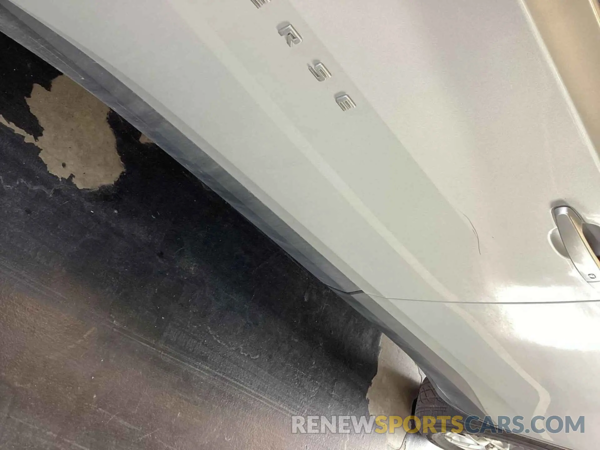13 Photograph of a damaged car 1GNERGKW4MJ181360 CHEVROLET TRAVERSE 2021