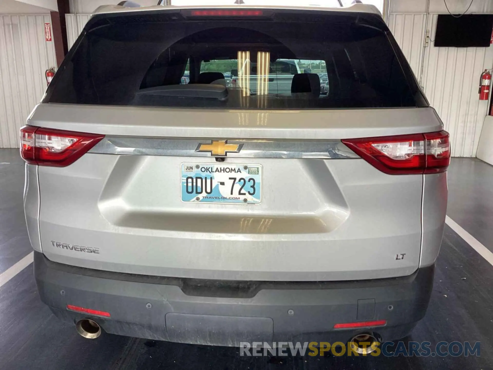 25 Photograph of a damaged car 1GNERGKW4MJ181360 CHEVROLET TRAVERSE 2021