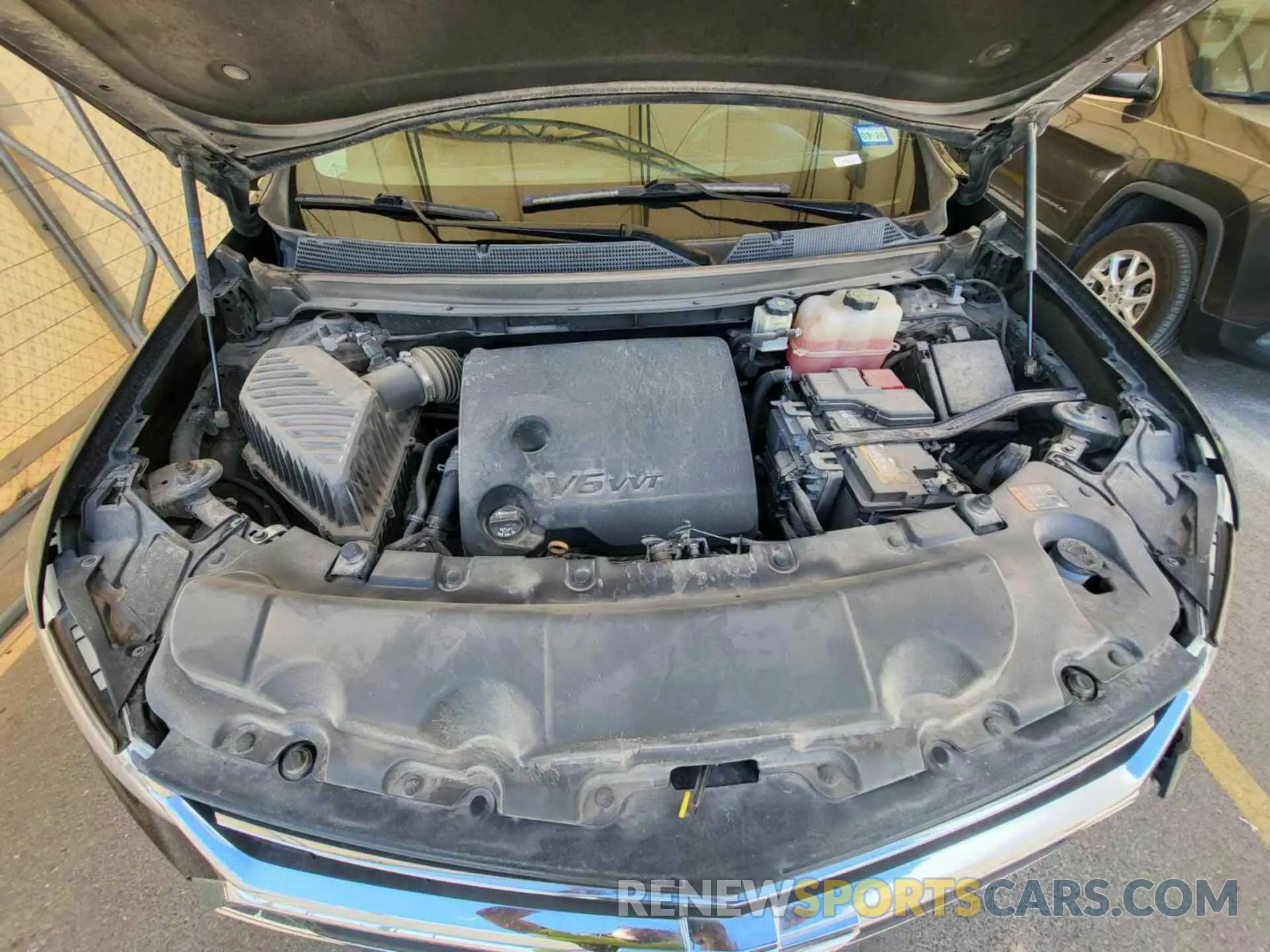 23 Photograph of a damaged car 1GNERGKW4MJ182010 CHEVROLET TRAVERSE 2021