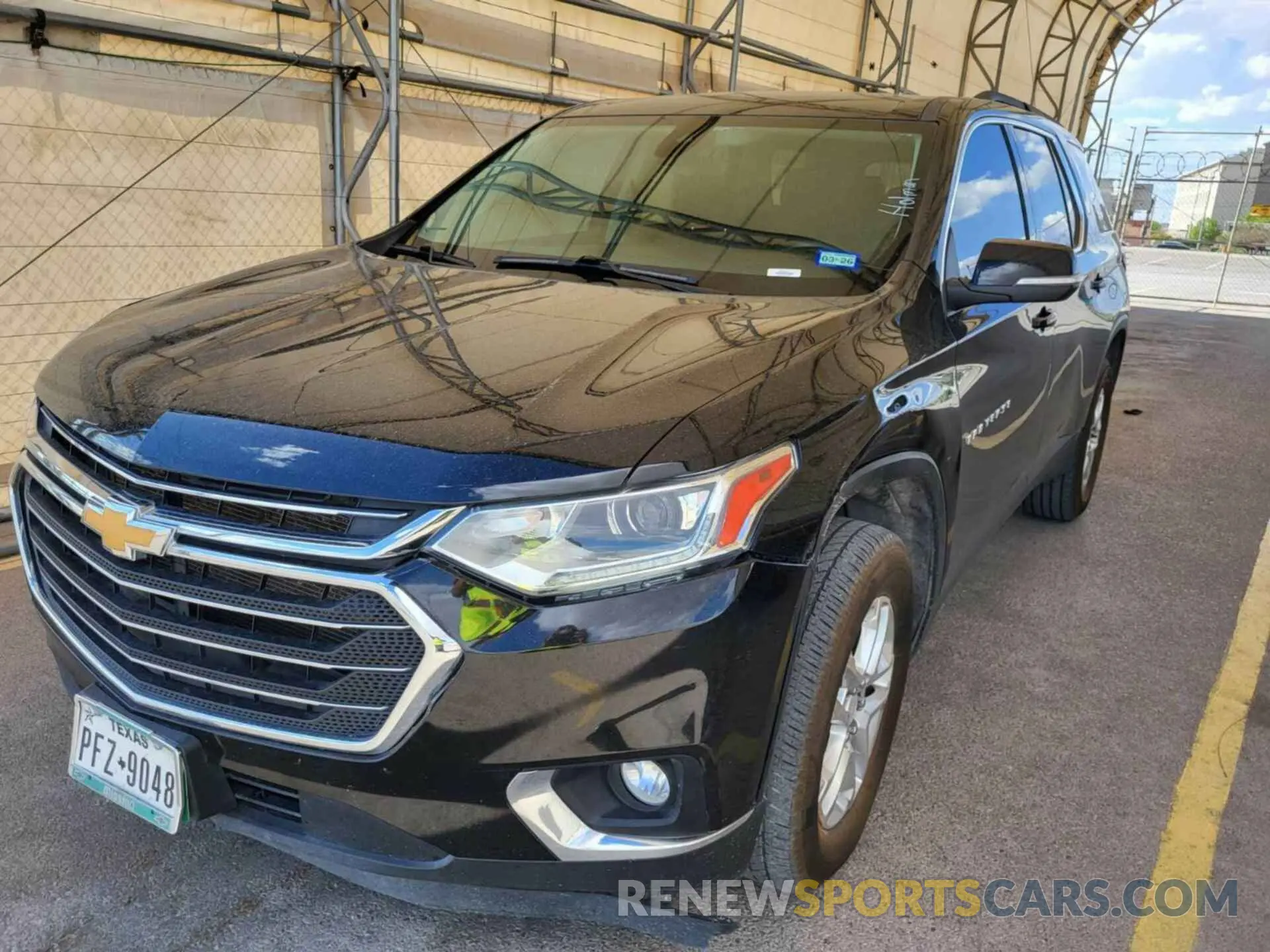 28 Photograph of a damaged car 1GNERGKW4MJ182010 CHEVROLET TRAVERSE 2021