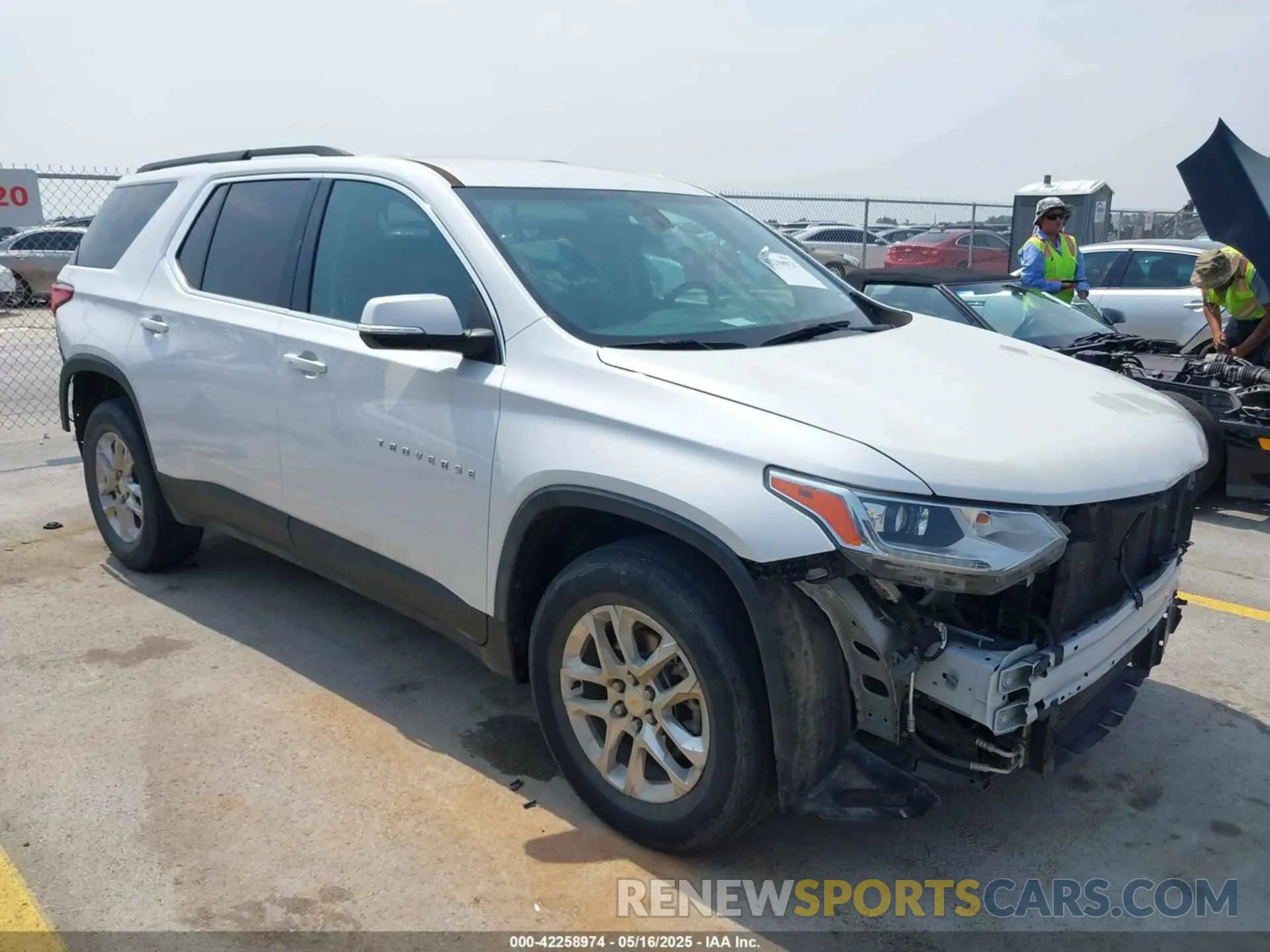 1 Photograph of a damaged car 1GNERGKW5MJ154989 CHEVROLET TRAVERSE 2021