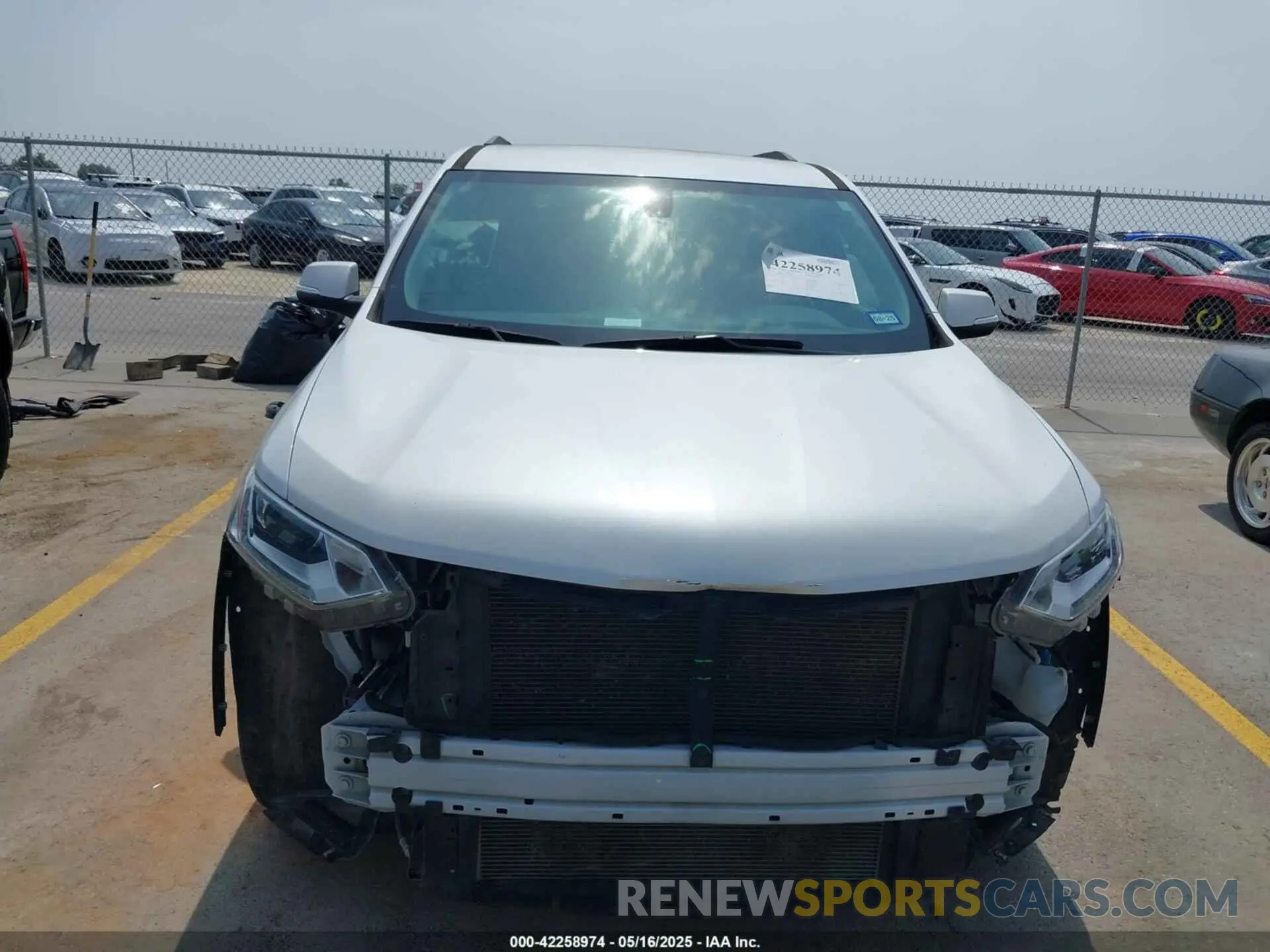 13 Photograph of a damaged car 1GNERGKW5MJ154989 CHEVROLET TRAVERSE 2021