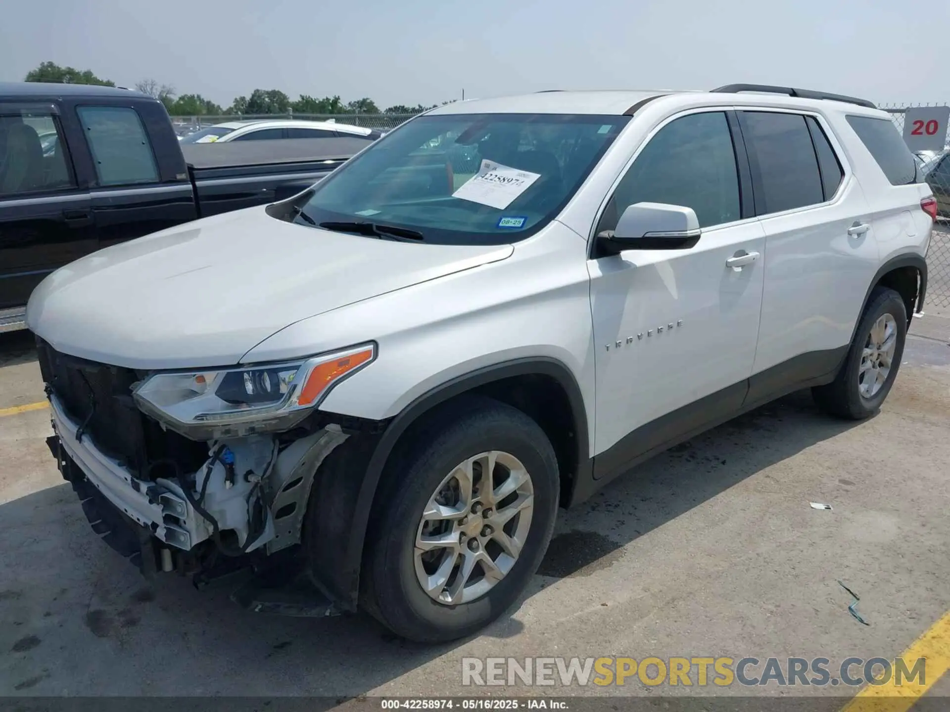 2 Photograph of a damaged car 1GNERGKW5MJ154989 CHEVROLET TRAVERSE 2021