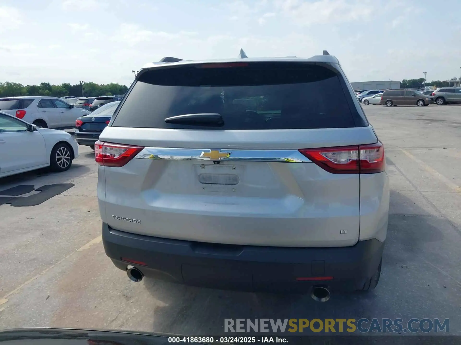 16 Photograph of a damaged car 1GNERGKW5MJ254932 CHEVROLET TRAVERSE 2021