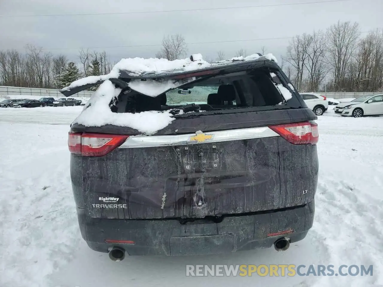 6 Photograph of a damaged car 1GNERGKW6MJ105588 CHEVROLET TRAVERSE 2021