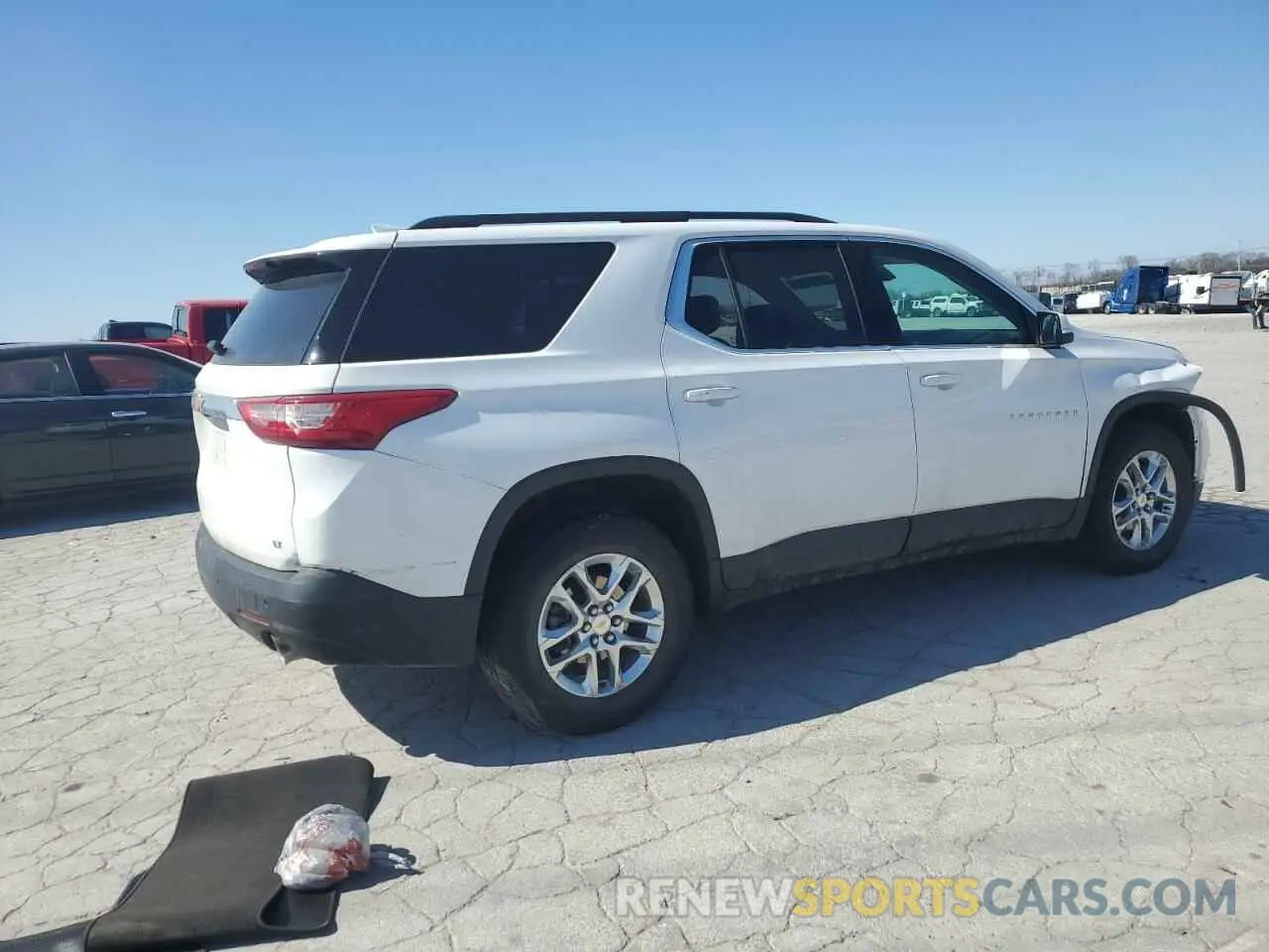 3 Photograph of a damaged car 1GNERGKW6MJ148425 CHEVROLET TRAVERSE 2021