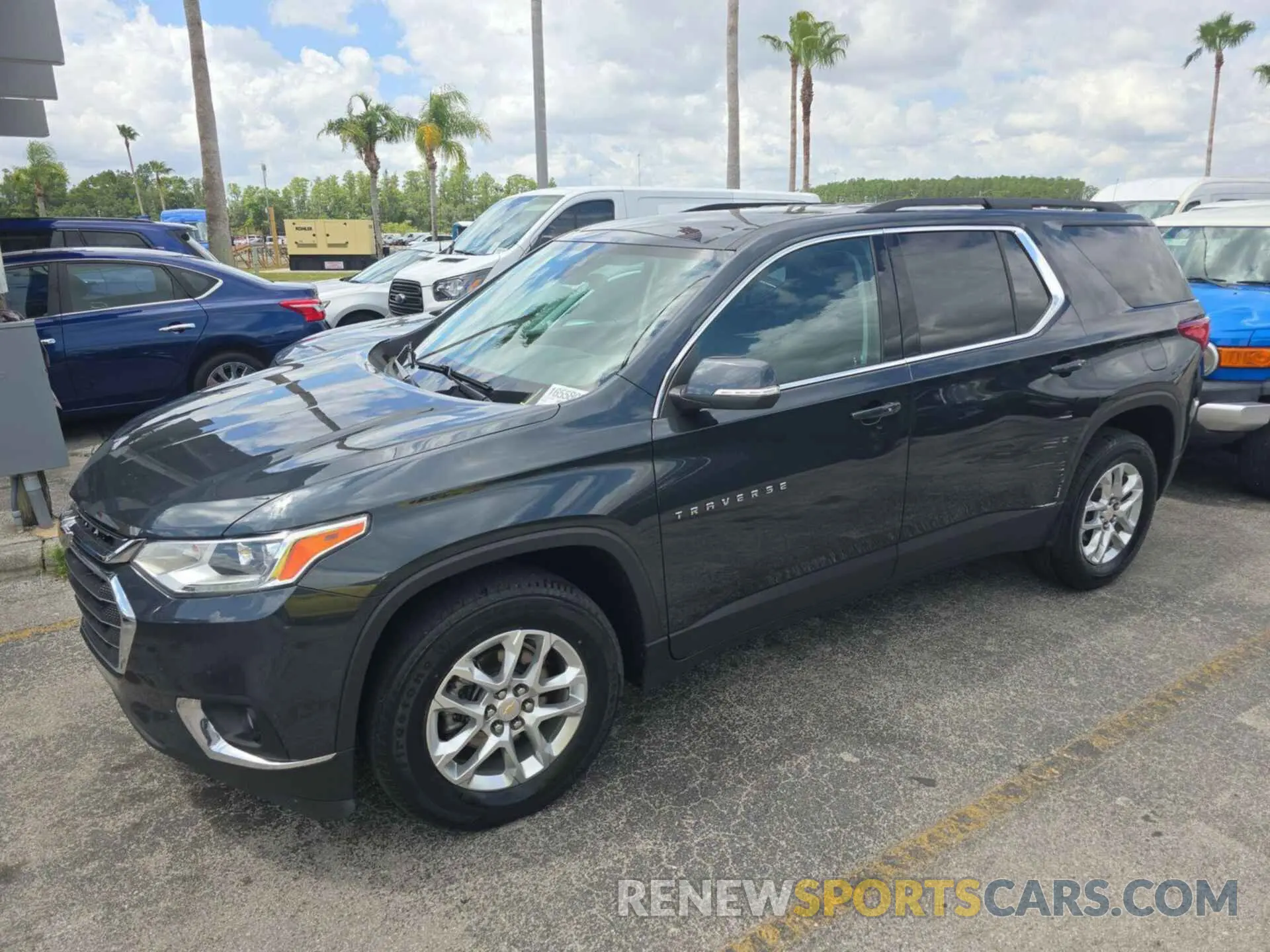 19 Photograph of a damaged car 1GNERGKW6MJ158355 CHEVROLET TRAVERSE 2021