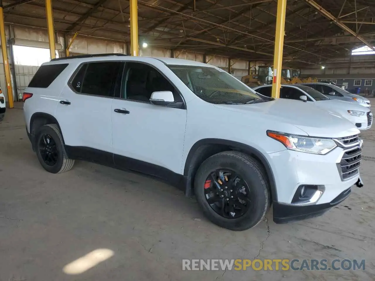 4 Photograph of a damaged car 1GNERGKW6MJ169288 CHEVROLET TRAVERSE 2021