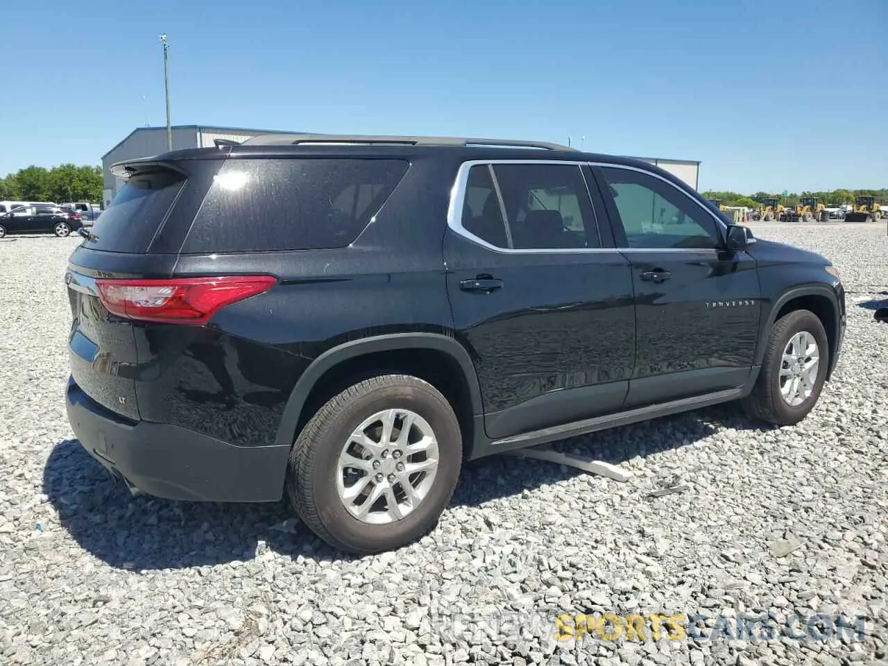 3 Photograph of a damaged car 1GNERGKW6MJ212463 CHEVROLET TRAVERSE 2021