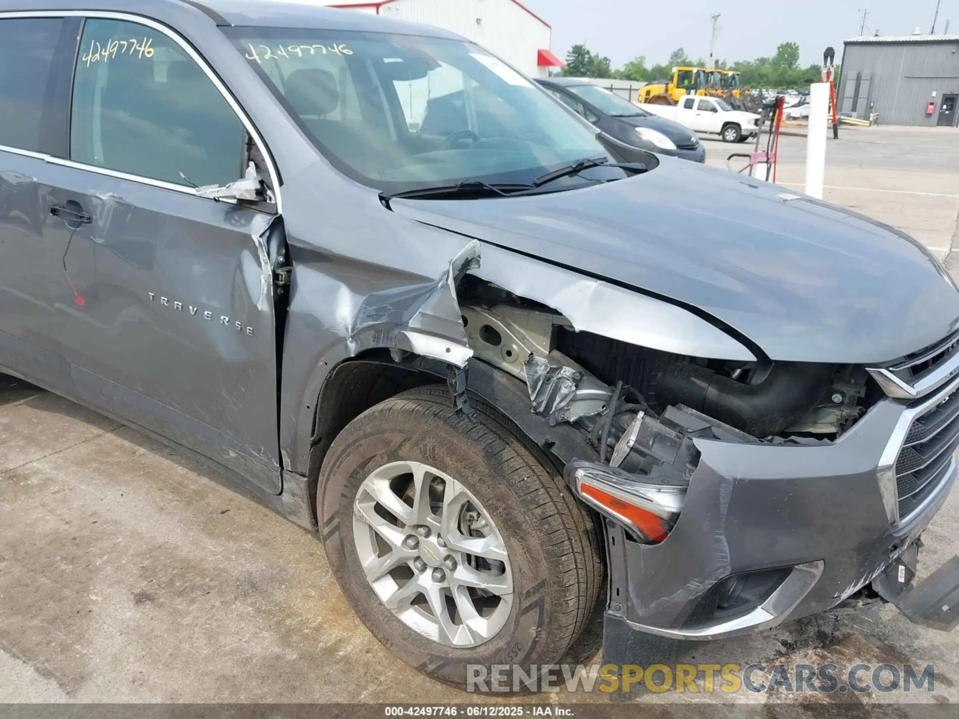 6 Photograph of a damaged car 1GNERGKW7MJ111626 CHEVROLET TRAVERSE 2021