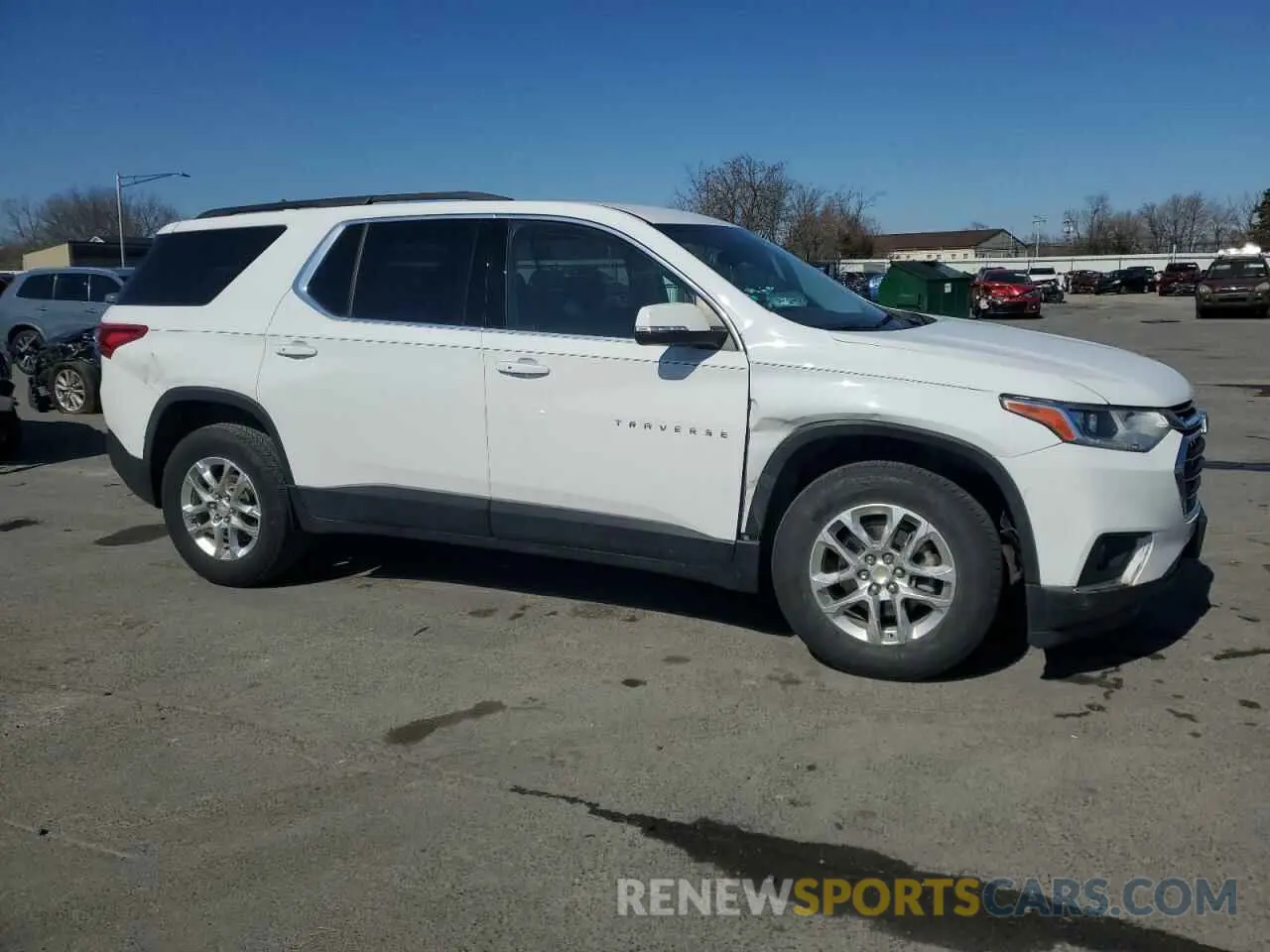 4 Photograph of a damaged car 1GNERGKW7MJ121573 CHEVROLET TRAVERSE 2021