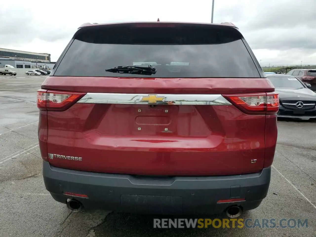 6 Photograph of a damaged car 1GNERGKW7MJ200404 CHEVROLET TRAVERSE 2021