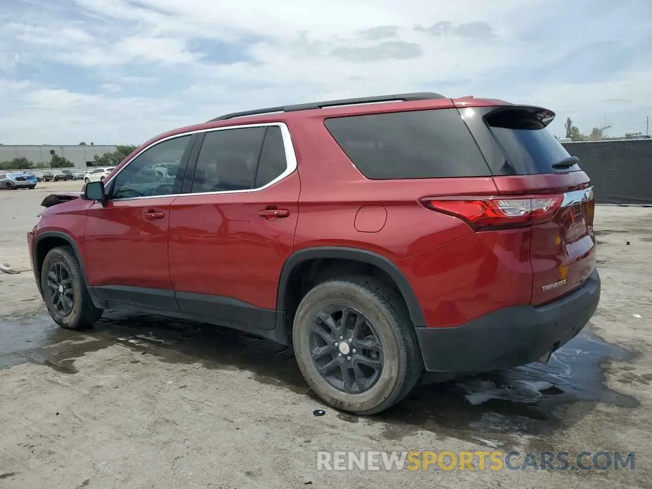 2 Photograph of a damaged car 1GNERGKW8MJ134851 CHEVROLET TRAVERSE 2021