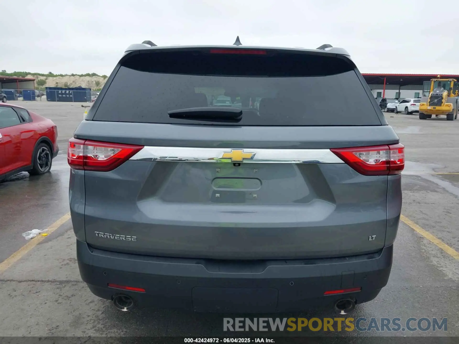 16 Photograph of a damaged car 1GNERGKW8MJ210147 CHEVROLET TRAVERSE 2021