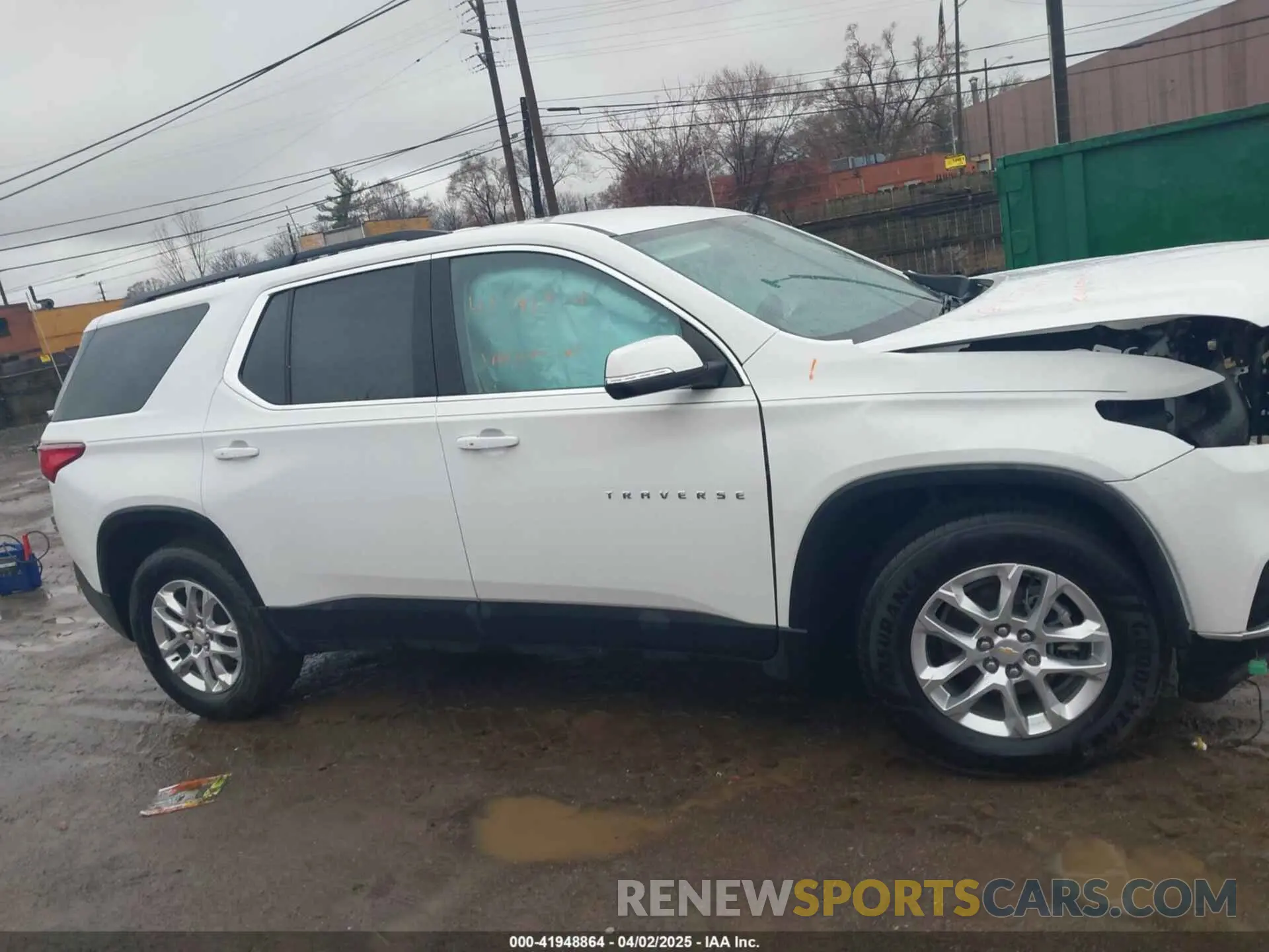 12 Photograph of a damaged car 1GNERGKW8MJ243343 CHEVROLET TRAVERSE 2021