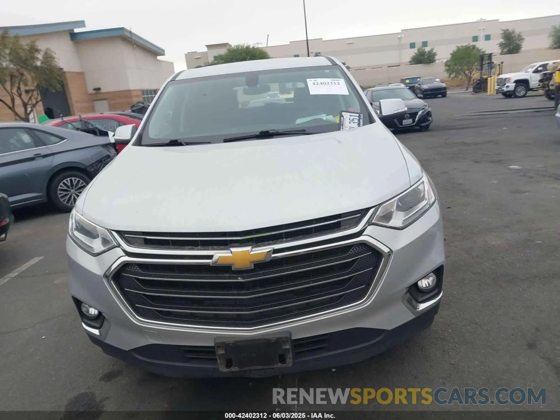 12 Photograph of a damaged car 1GNERGKW8MJ261406 CHEVROLET TRAVERSE 2021