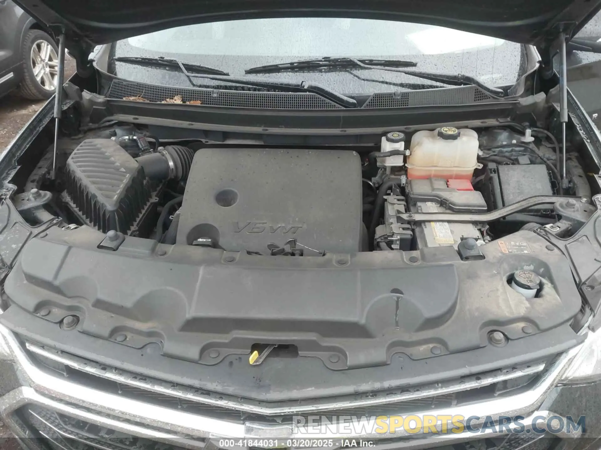 10 Photograph of a damaged car 1GNERGKW9MJ234571 CHEVROLET TRAVERSE 2021