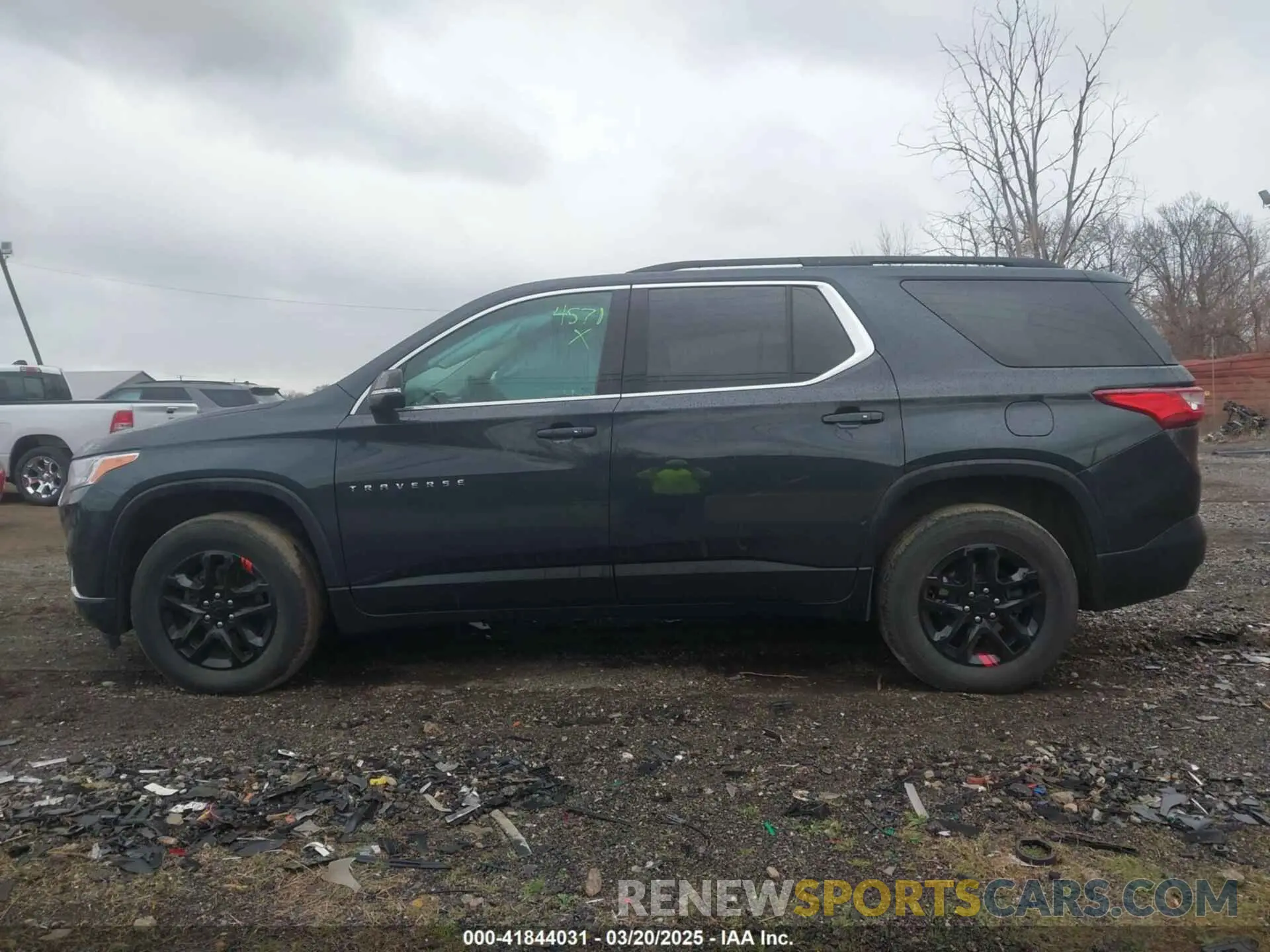 14 Photograph of a damaged car 1GNERGKW9MJ234571 CHEVROLET TRAVERSE 2021