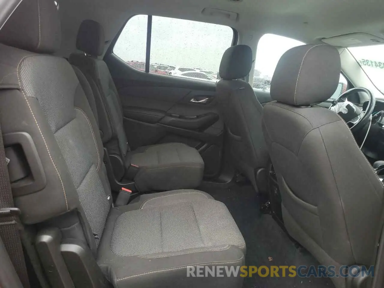 11 Photograph of a damaged car 1GNERGKW9MJ239883 CHEVROLET TRAVERSE 2021