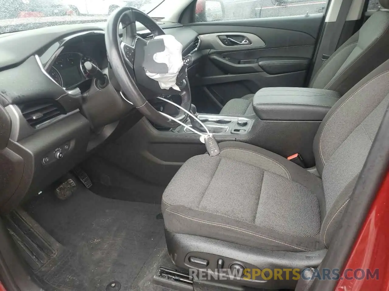 7 Photograph of a damaged car 1GNERGKW9MJ239883 CHEVROLET TRAVERSE 2021