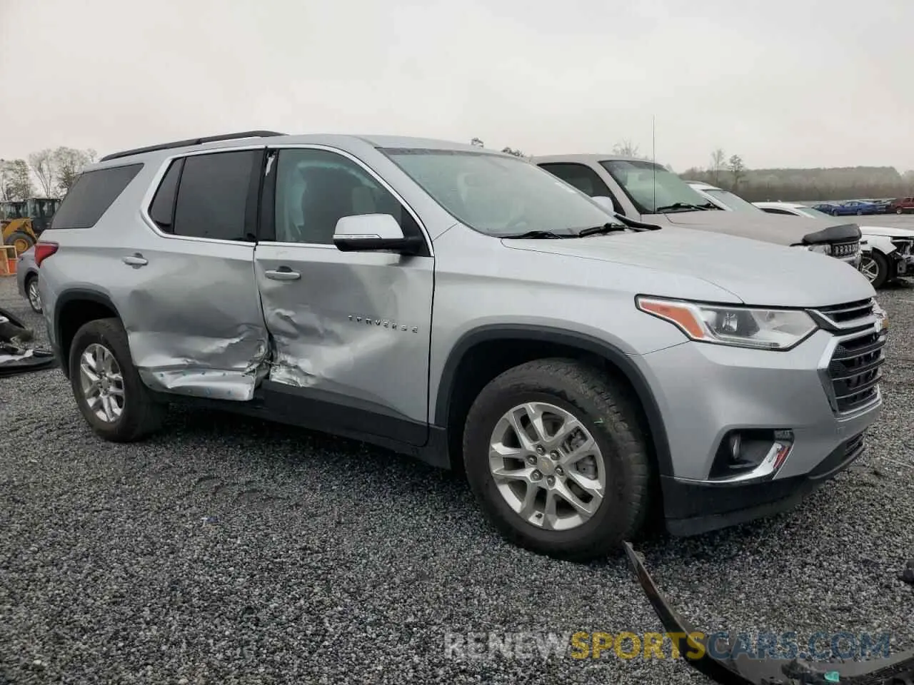 4 Photograph of a damaged car 1GNERGKW9MJ265951 CHEVROLET TRAVERSE 2021