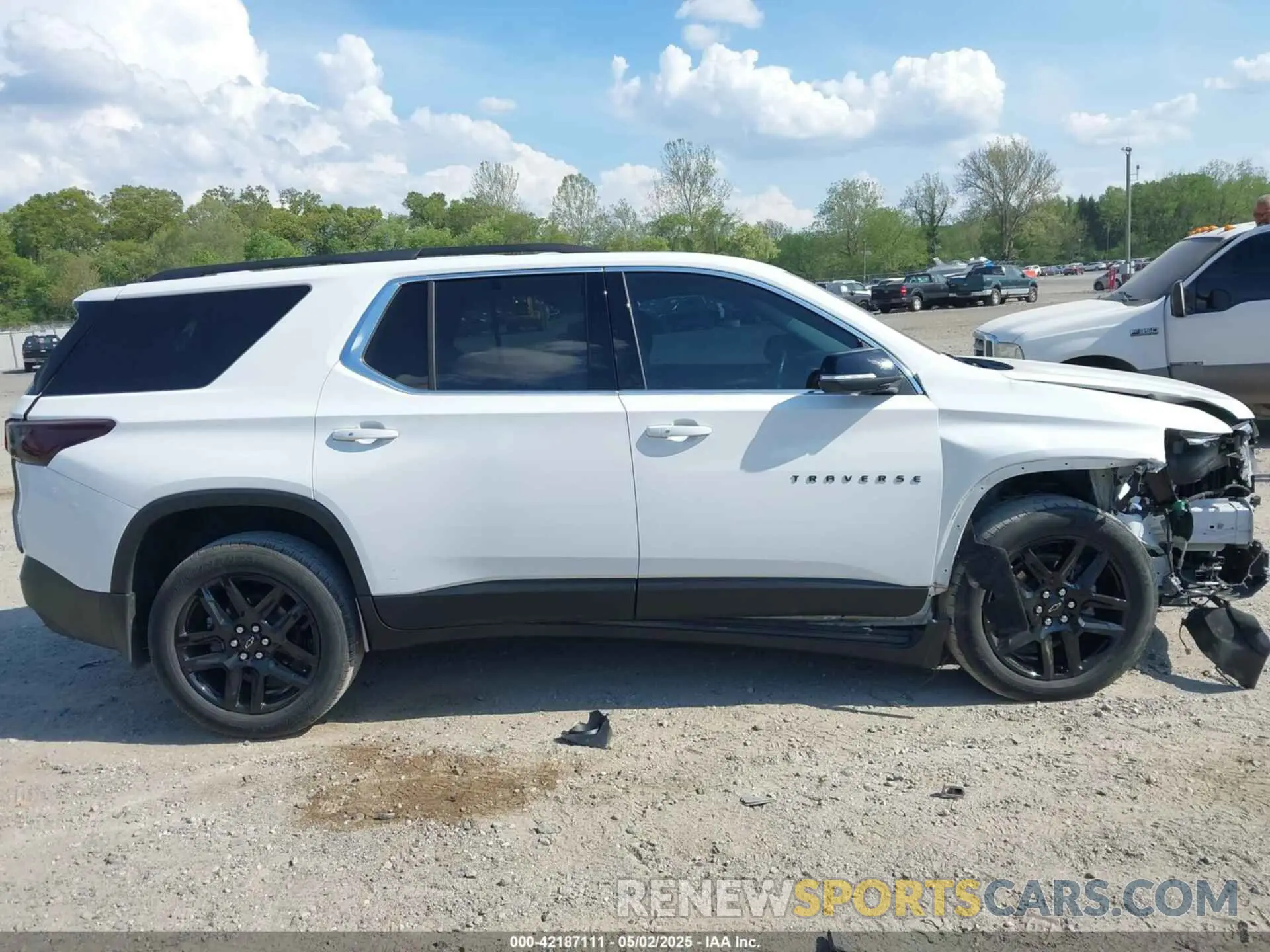 13 Photograph of a damaged car 1GNERGKW9MJ271894 CHEVROLET TRAVERSE 2021