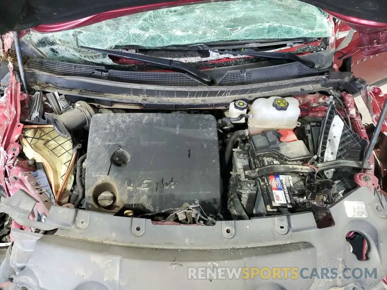 12 Photograph of a damaged car 1GNERGKWXMJ105447 CHEVROLET TRAVERSE 2021