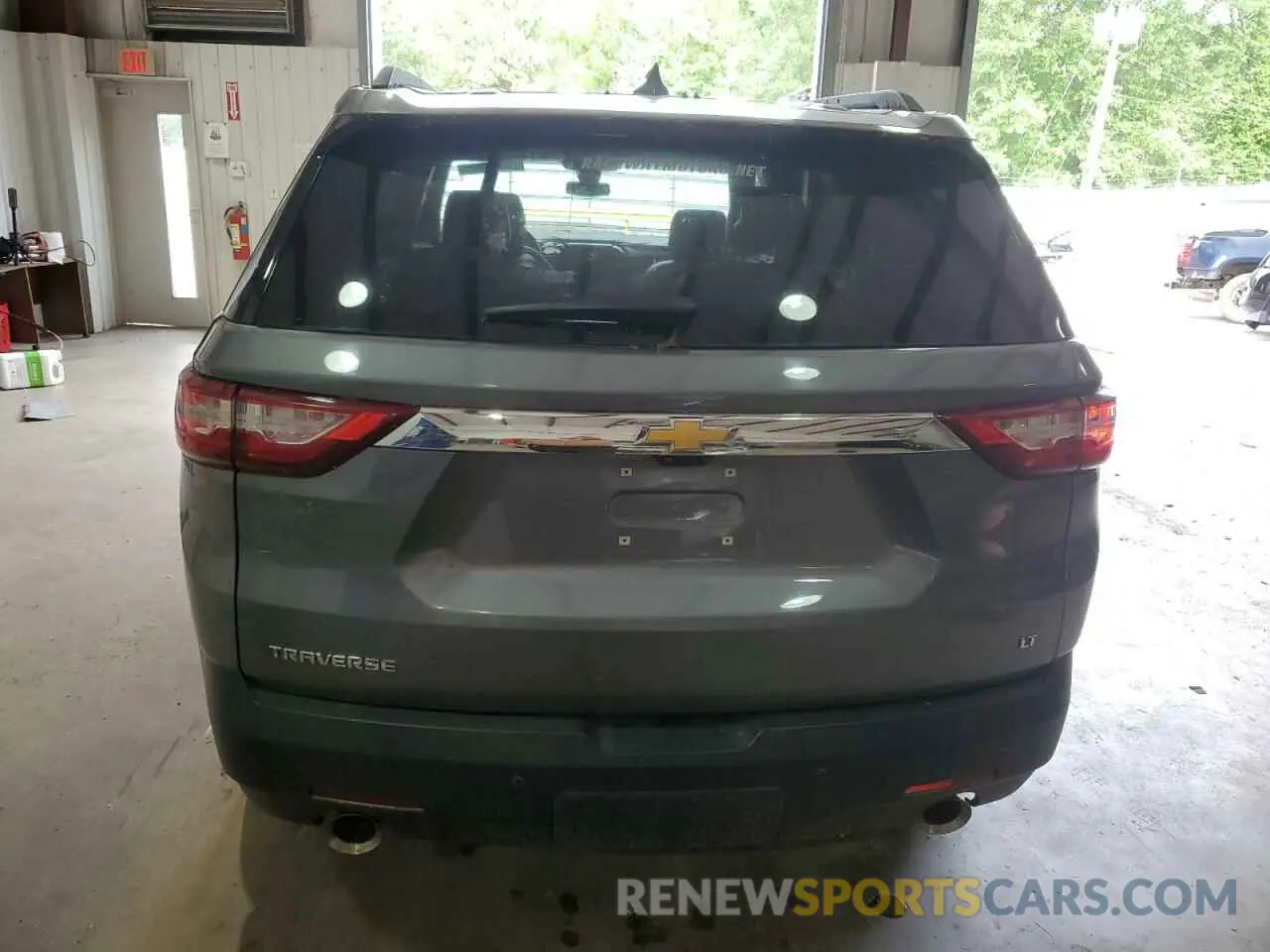 6 Photograph of a damaged car 1GNERHKW0MJ182317 CHEVROLET TRAVERSE 2021