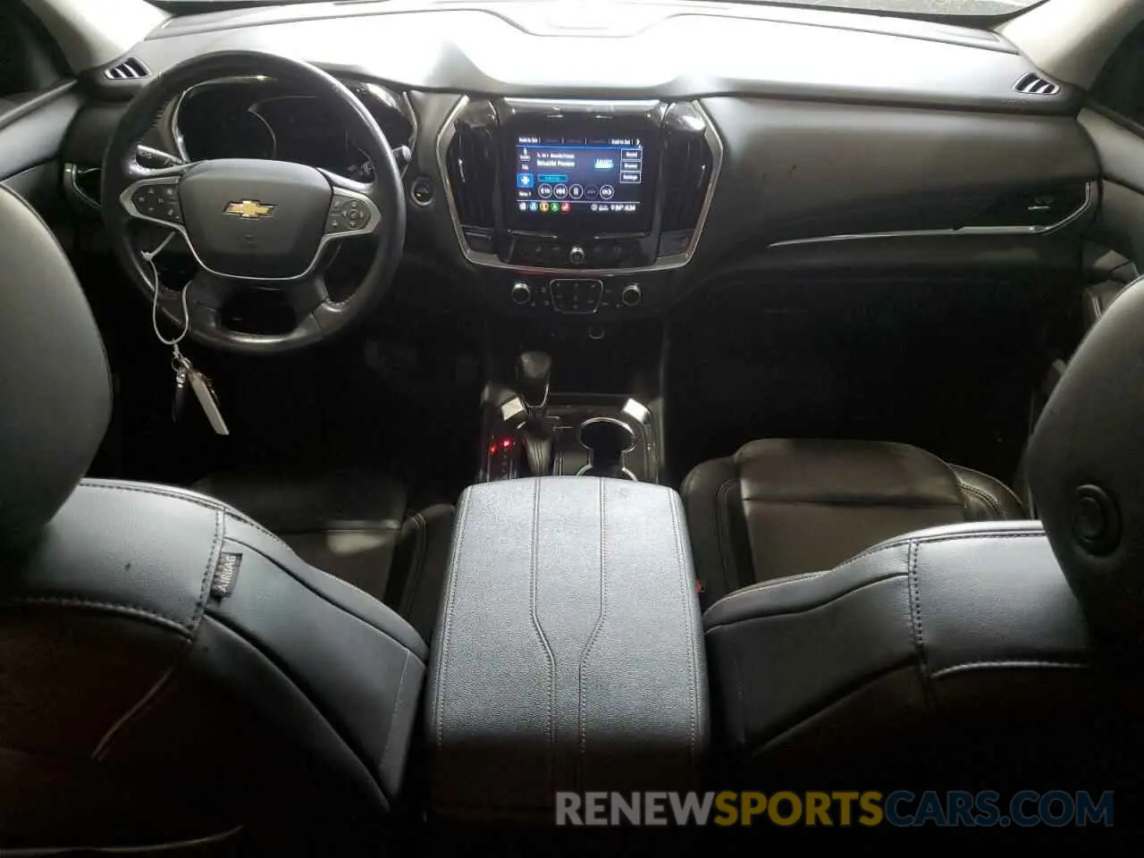 8 Photograph of a damaged car 1GNERHKW0MJ182317 CHEVROLET TRAVERSE 2021