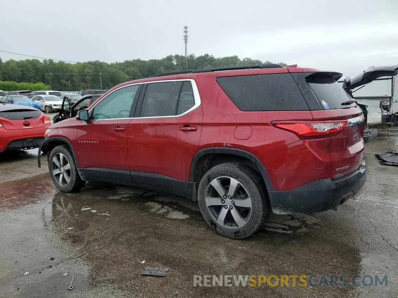 2 Photograph of a damaged car 1GNERHKW0MJ235033 CHEVROLET TRAVERSE 2021